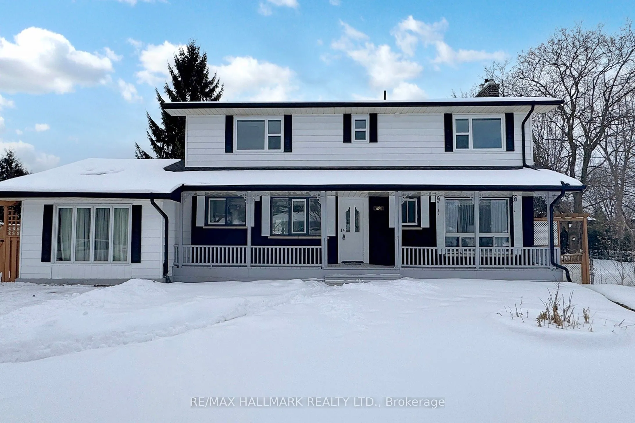 696 Jasmine Crescent