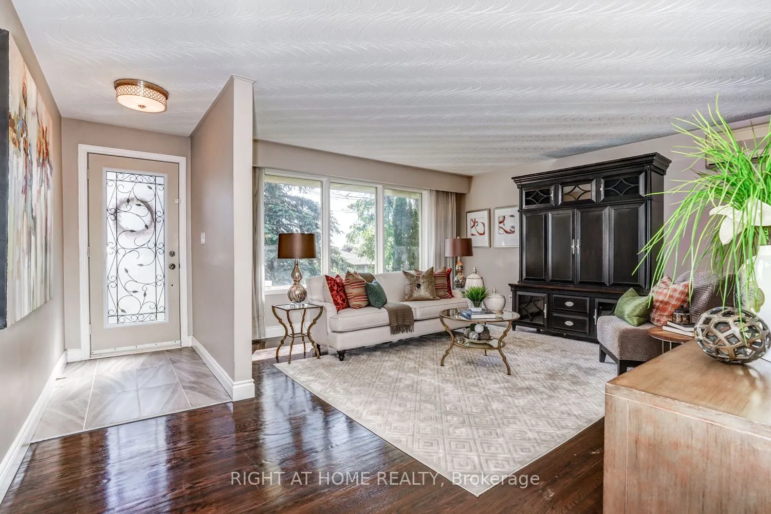 27 Hilltop Drive