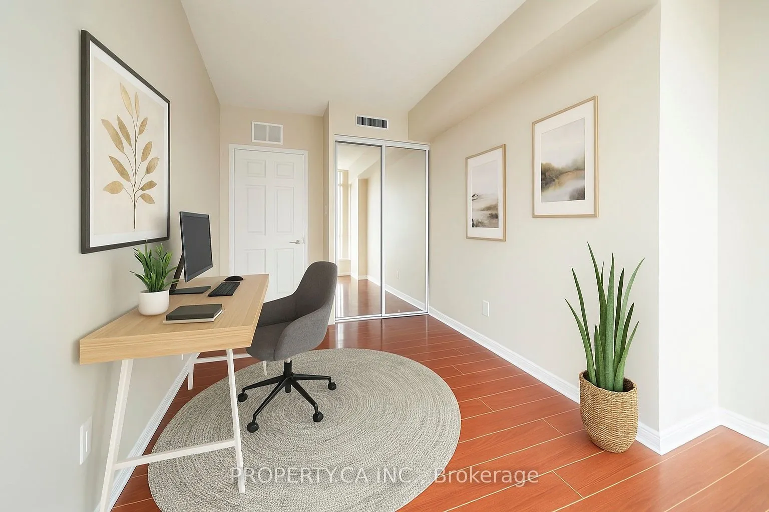 25 Cumberland Lane, #812