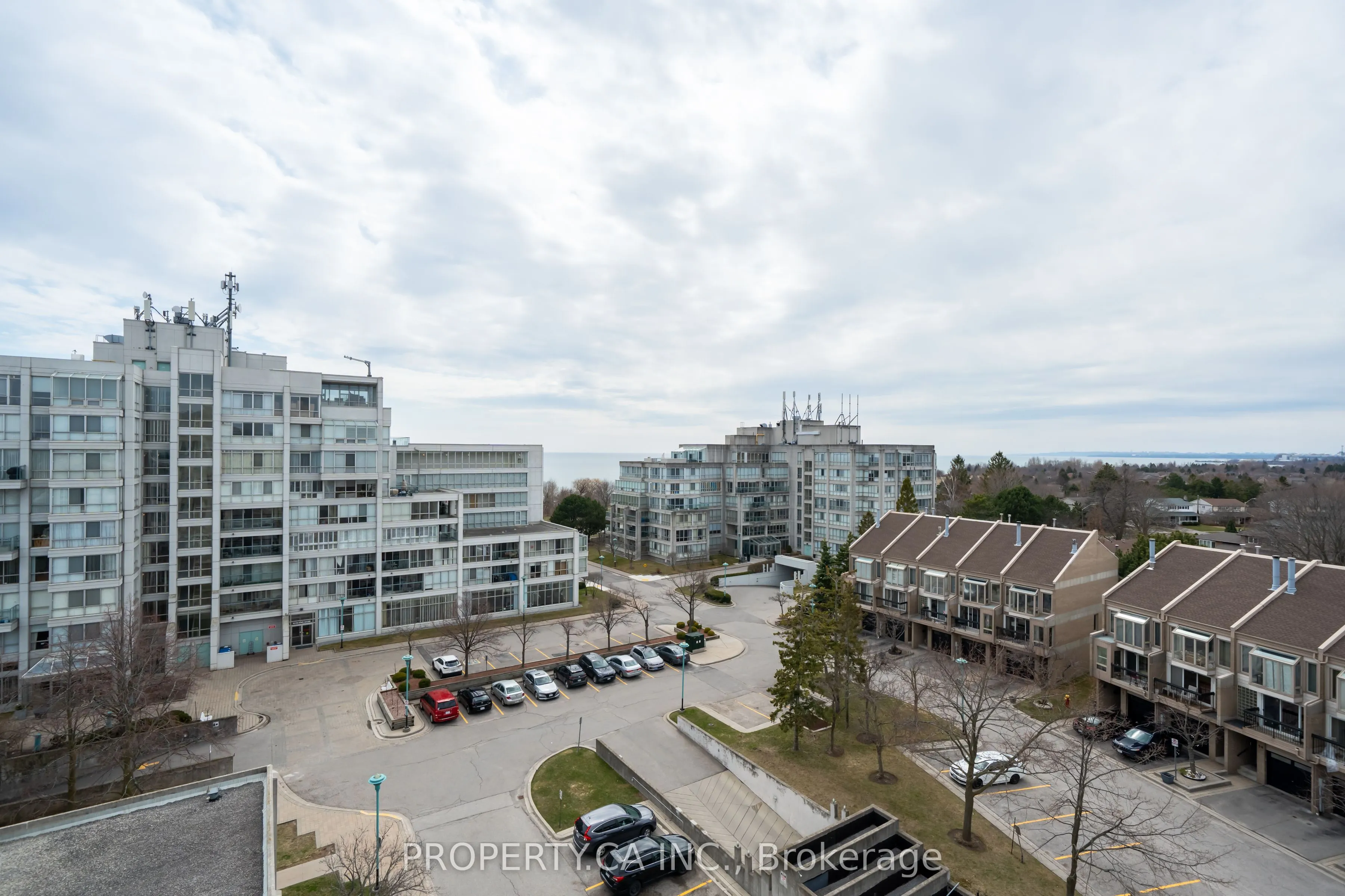 25 Cumberland Lane, #812