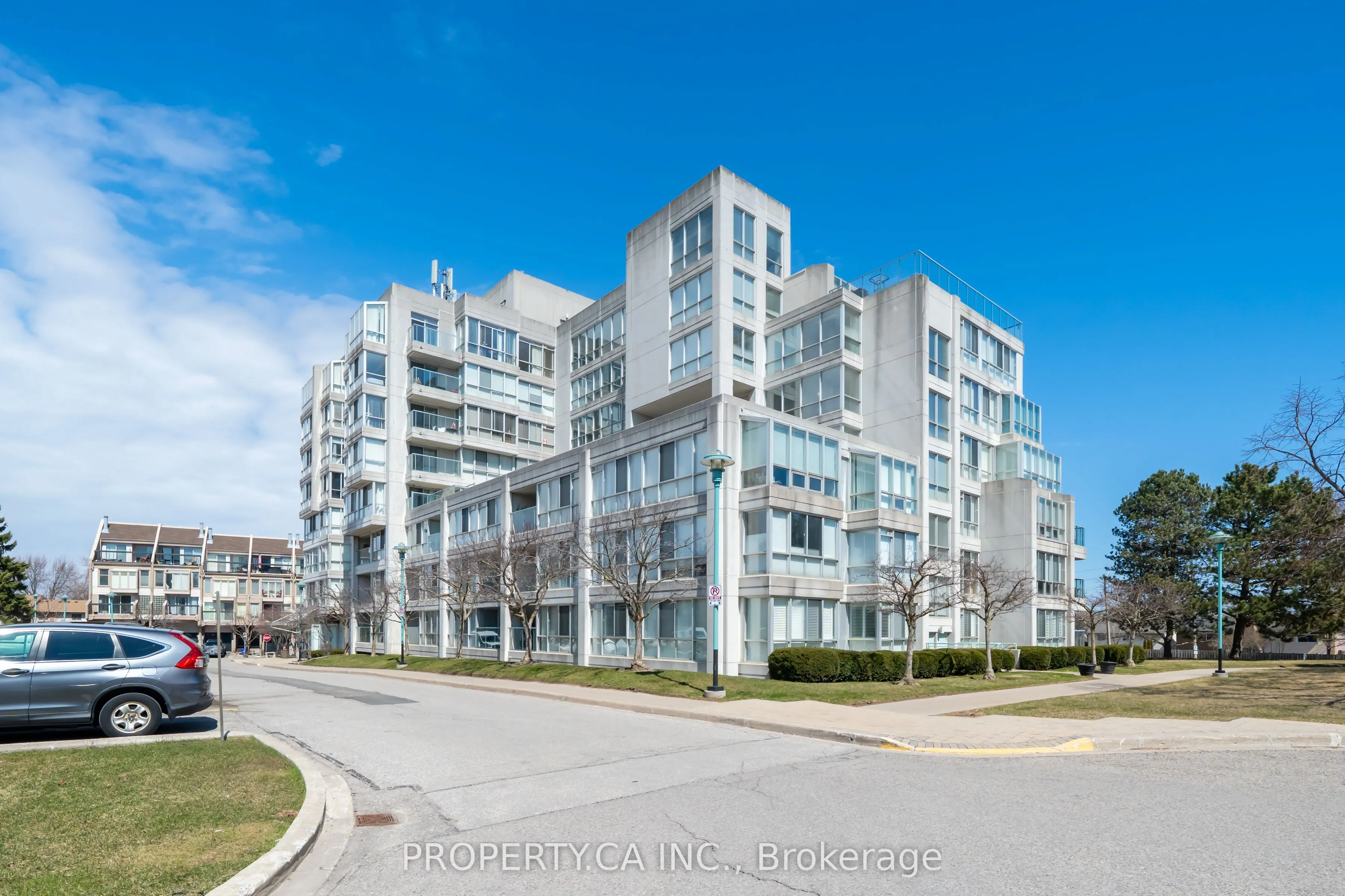 25 Cumberland Lane, #812
