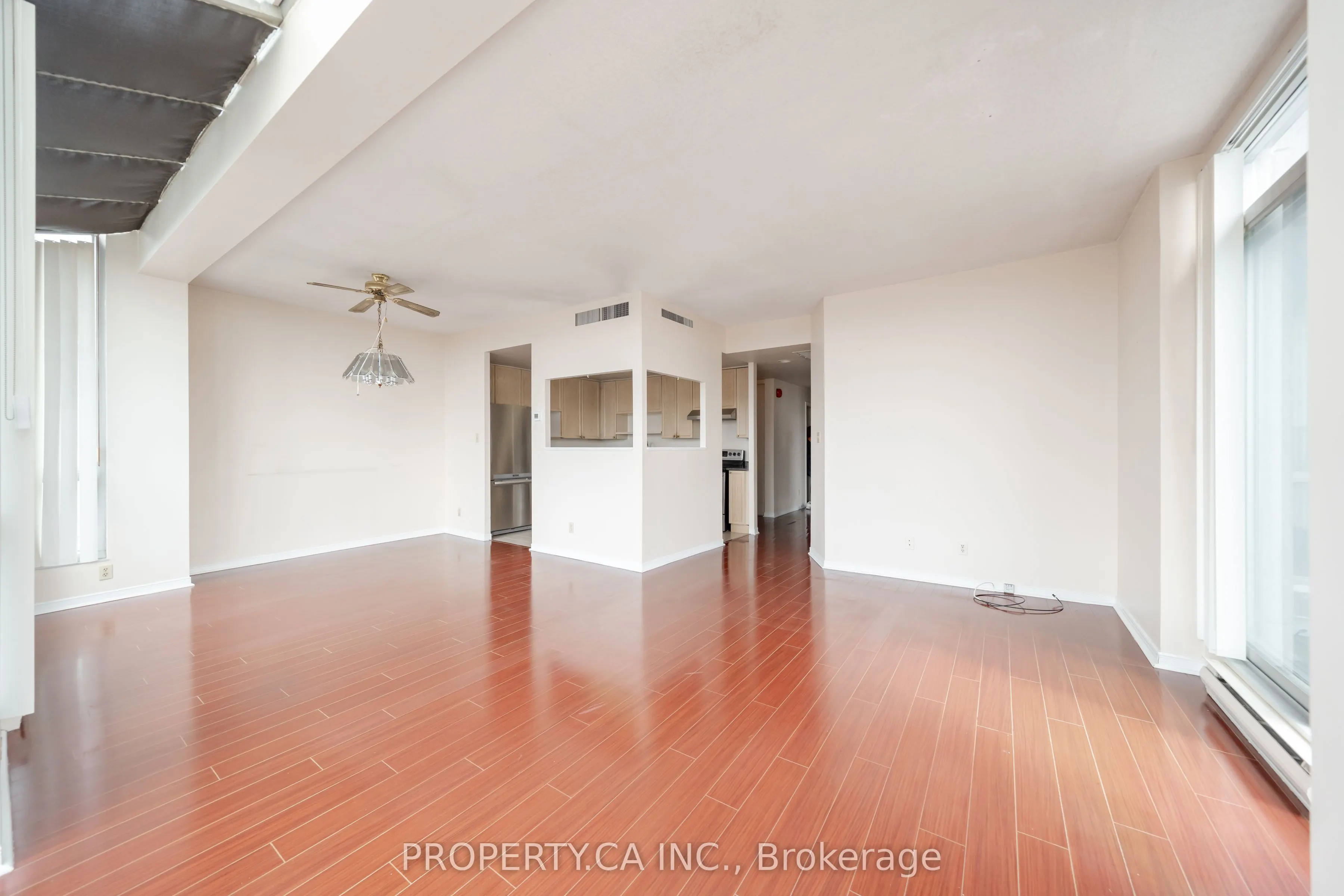 25 Cumberland Lane, #812