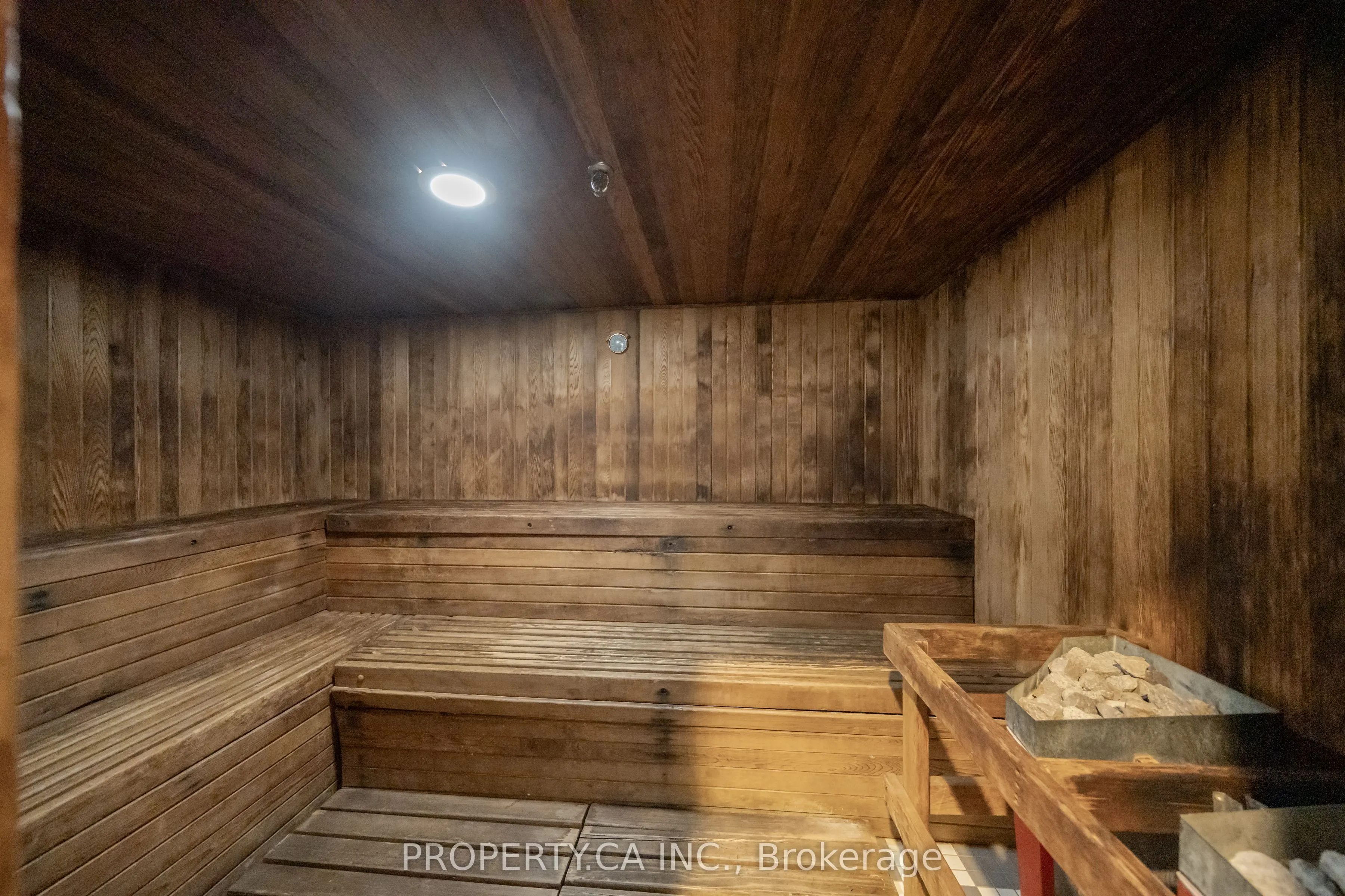 25 Cumberland Lane, #812