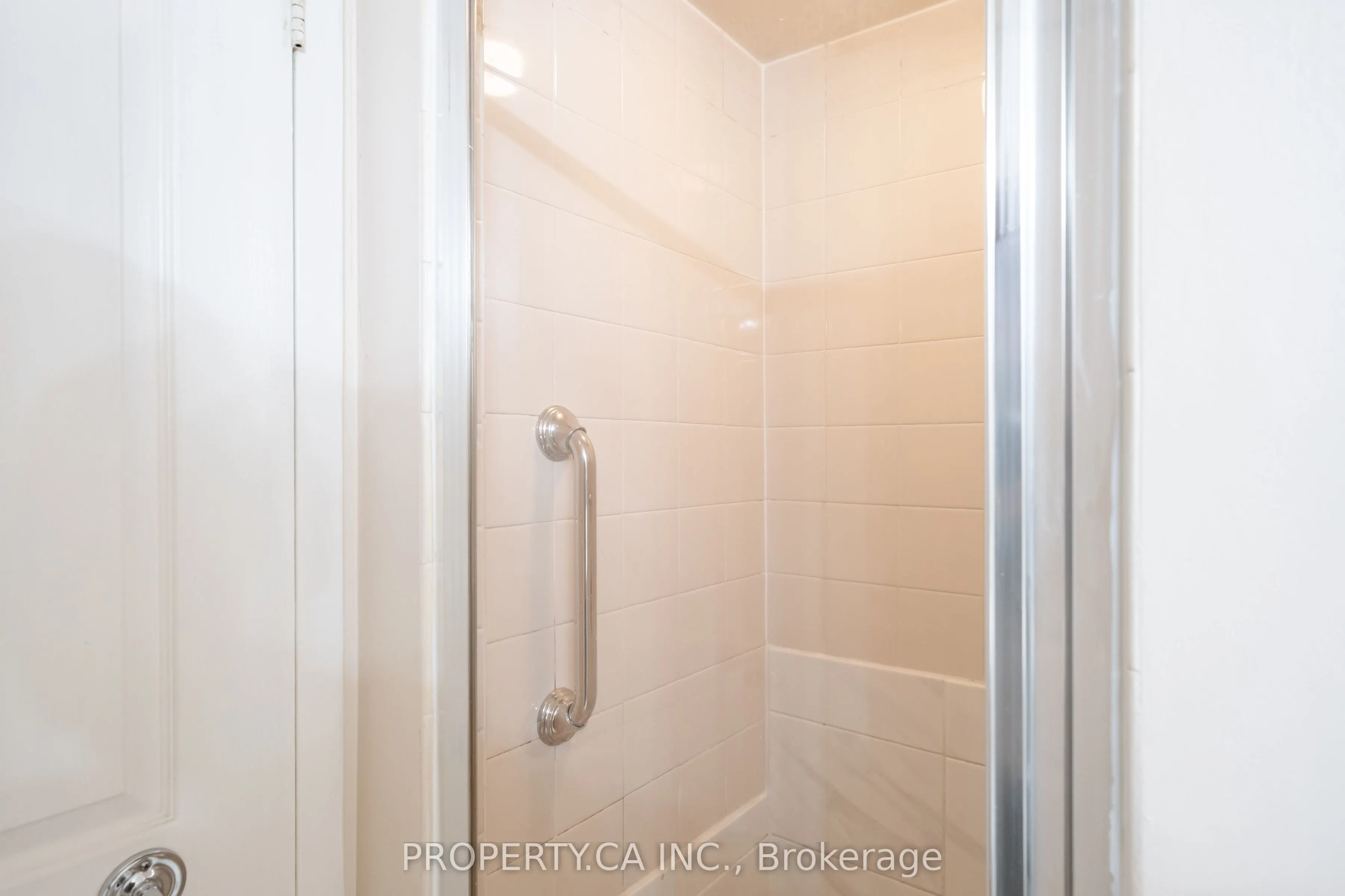 25 Cumberland Lane, #812