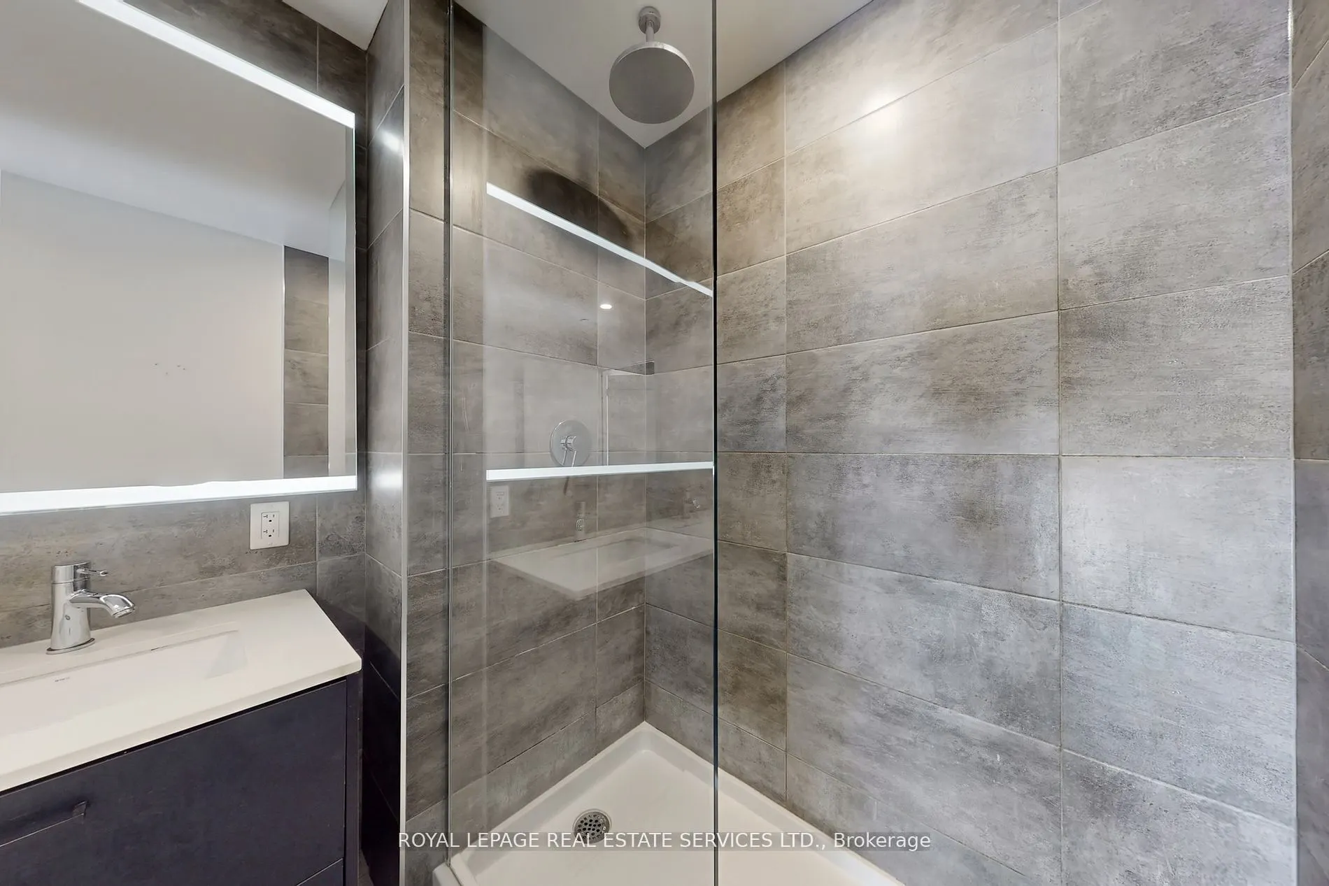1331 Queen Street E, #509