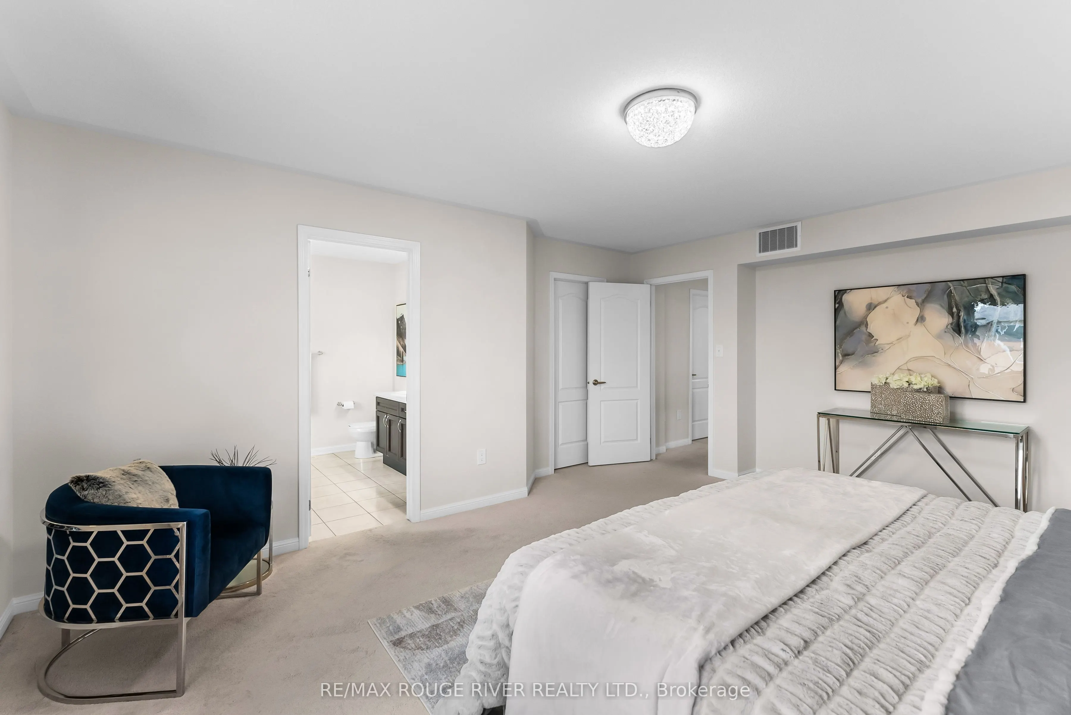 1862 Parkhurst Crescent