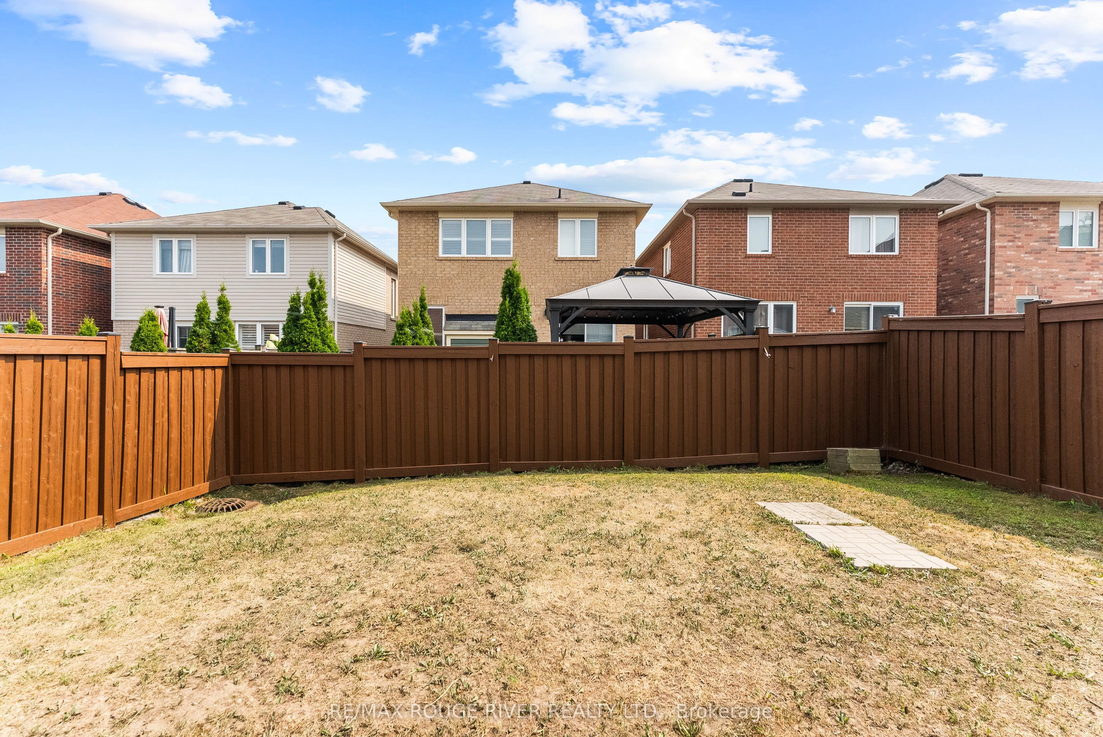1862 Parkhurst Crescent