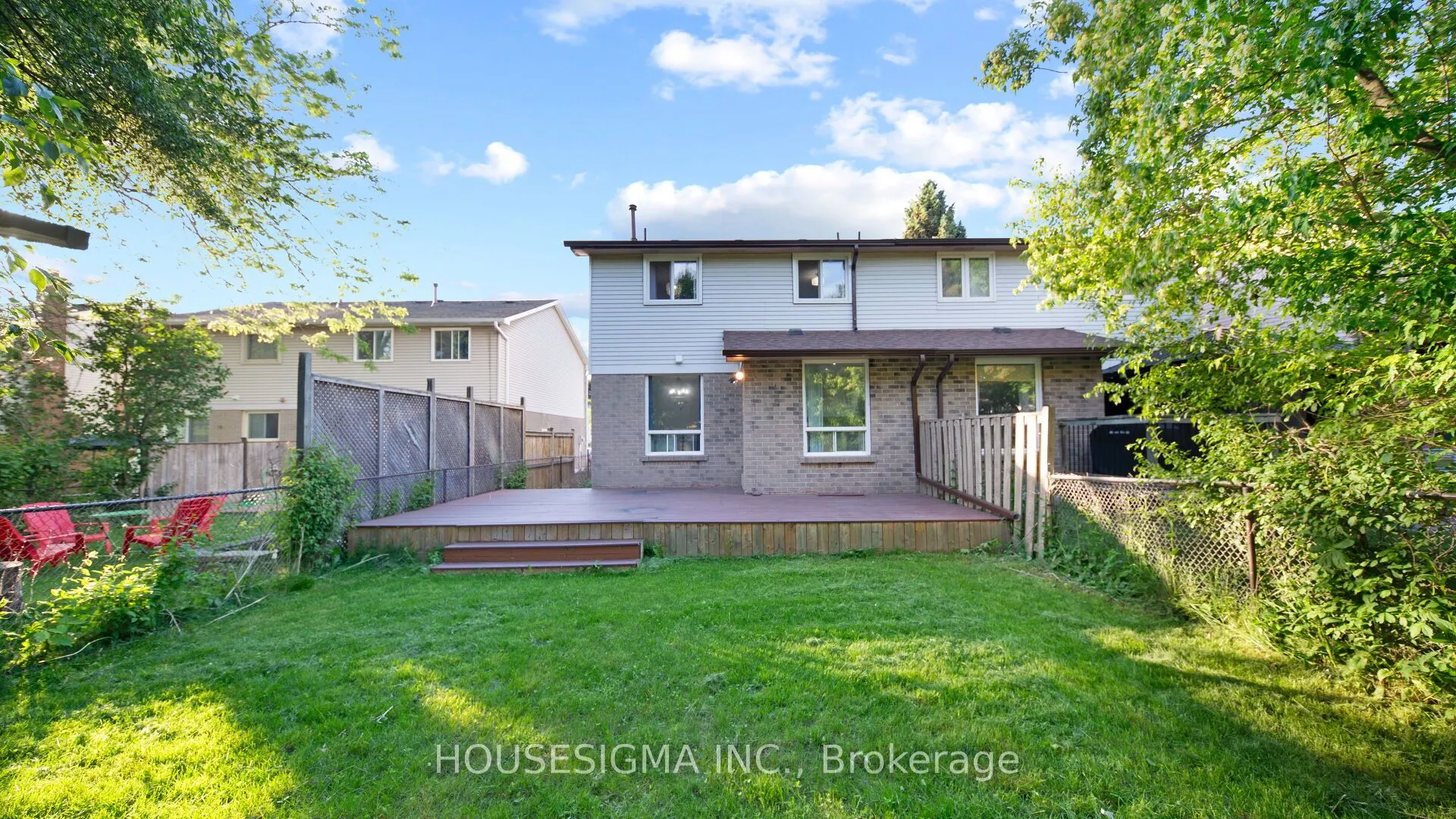 1323 Sunningdale Avenue