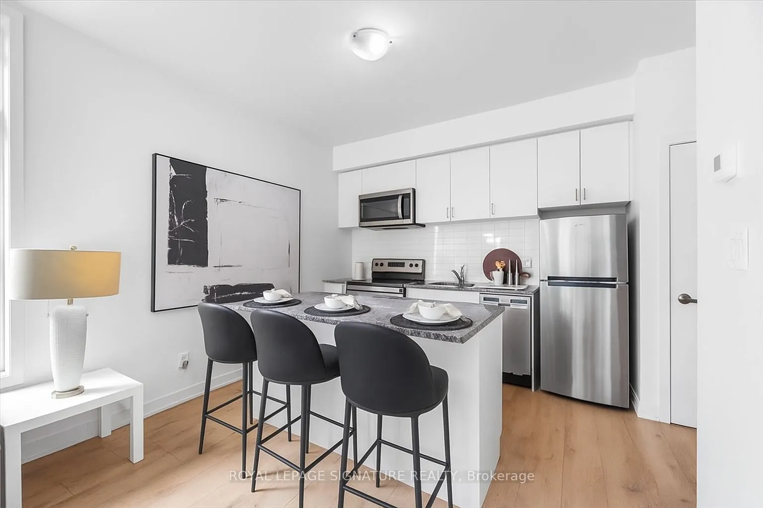 1740 Simcoe Street N, #49