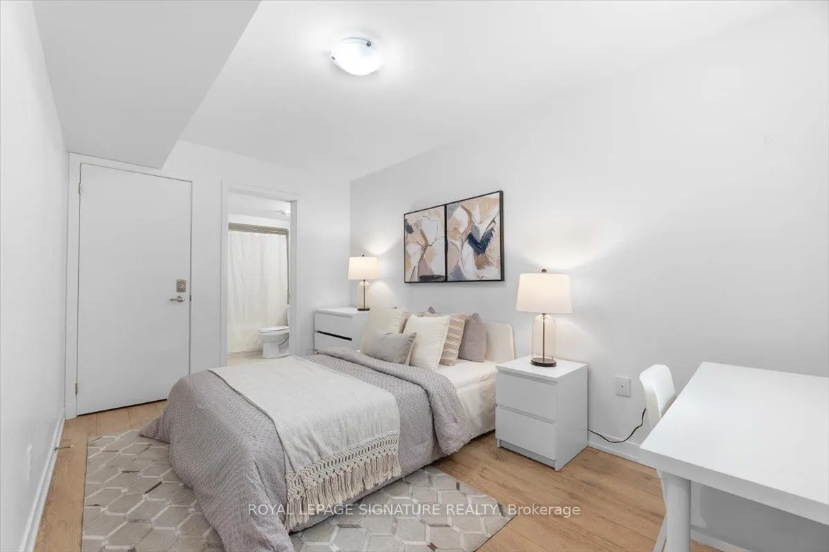 1740 Simcoe Street N, #49