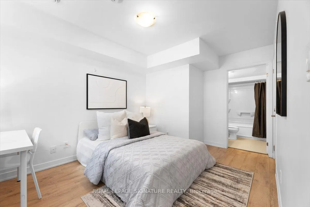 1740 Simcoe Street N, #49