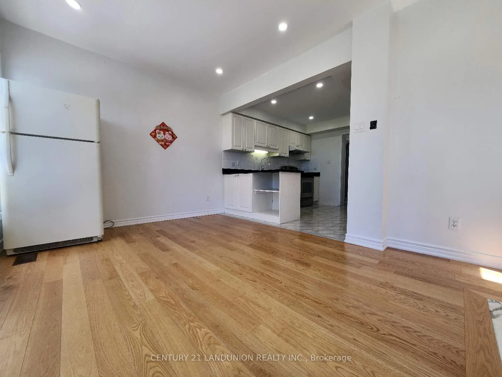 32 Staverton Court, #Main