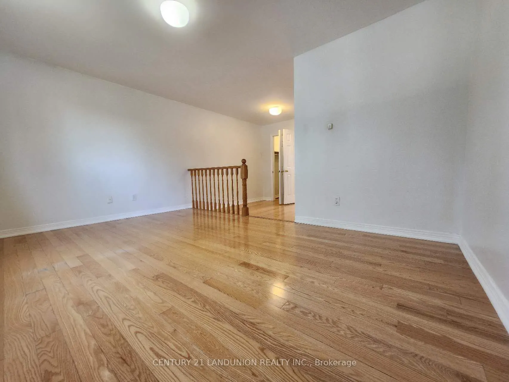 32 Staverton Court, #Main