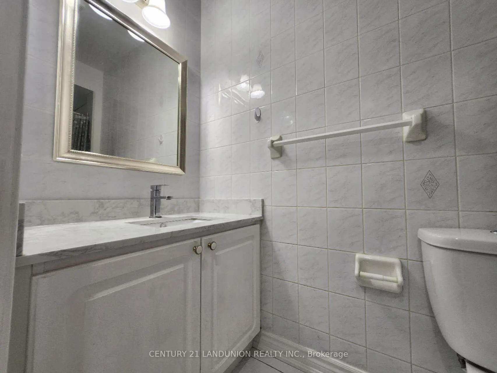 32 Staverton Court, #Main