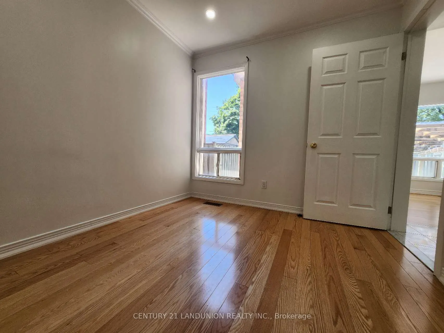 32 Staverton Court, #Main