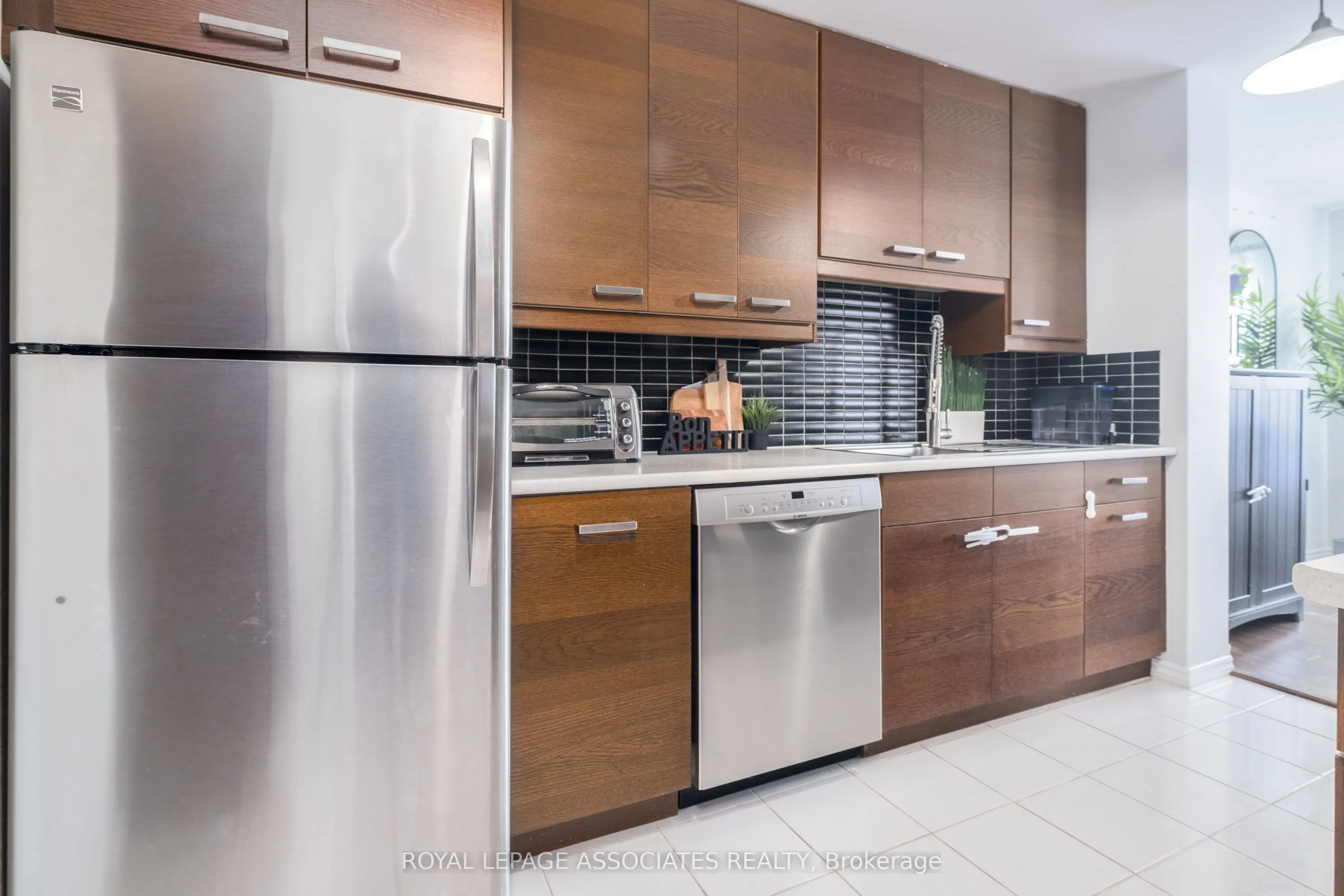 855 Kennedy Road, #705