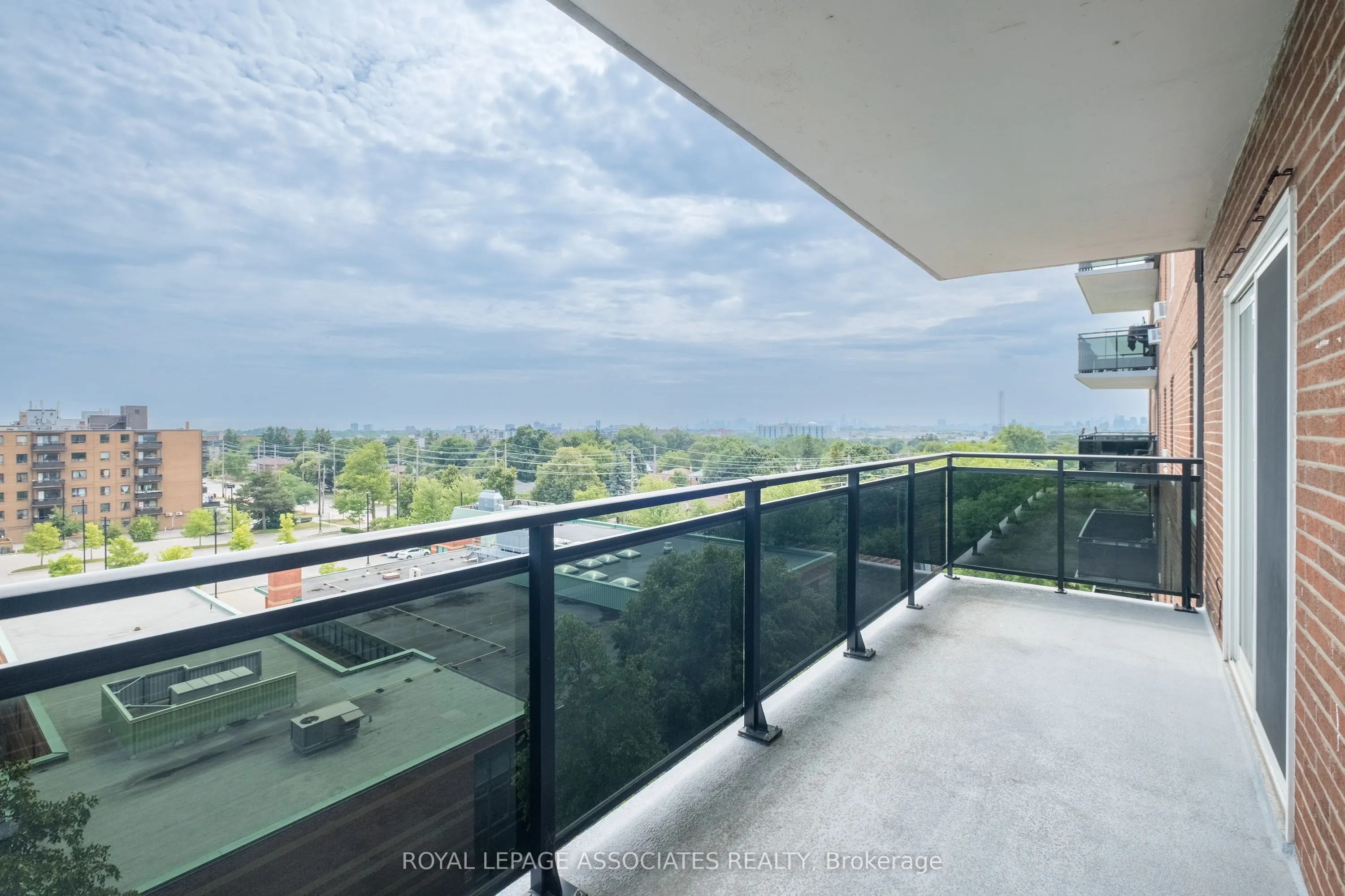 855 Kennedy Road, #705