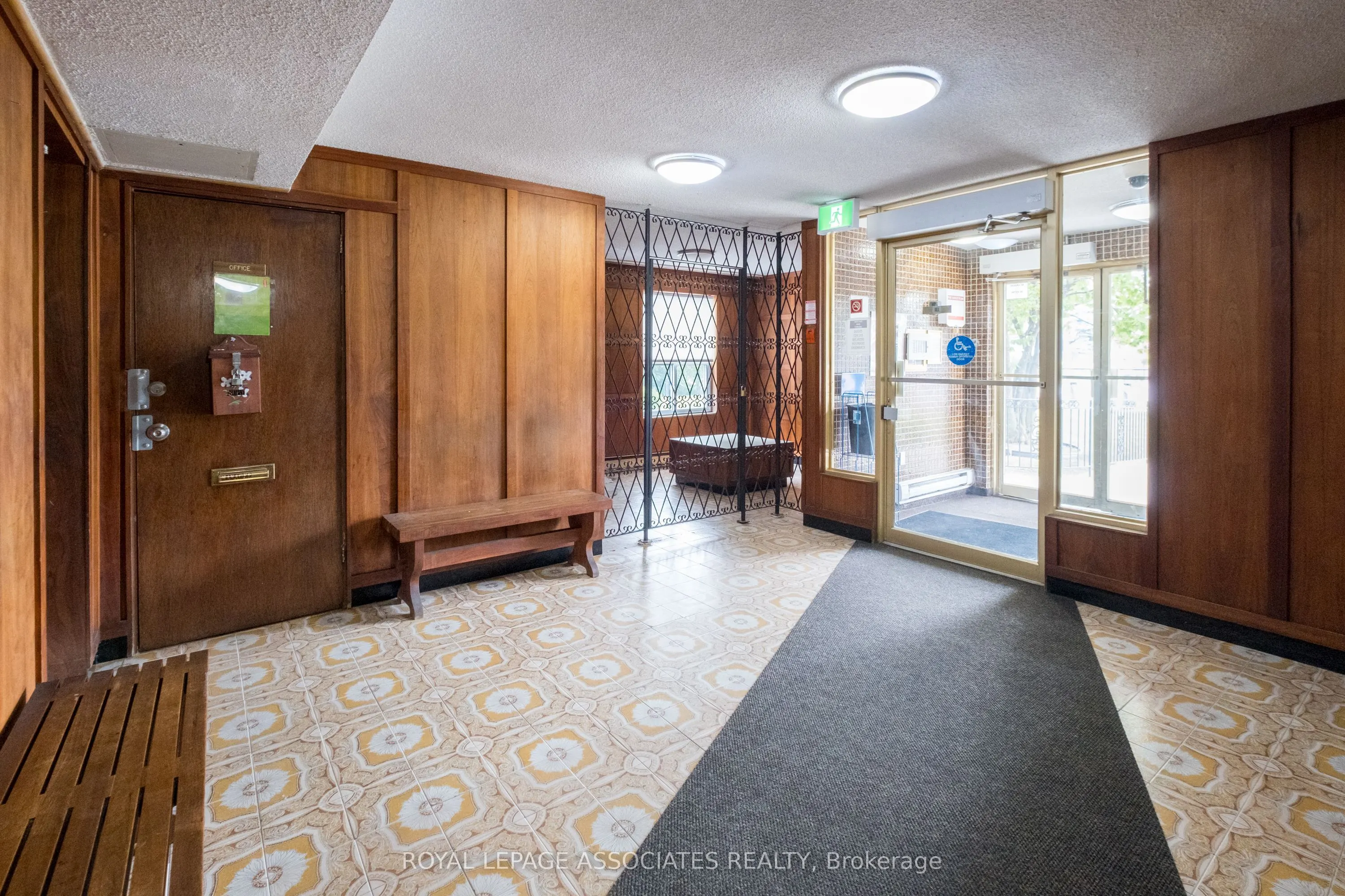 855 Kennedy Road, #705
