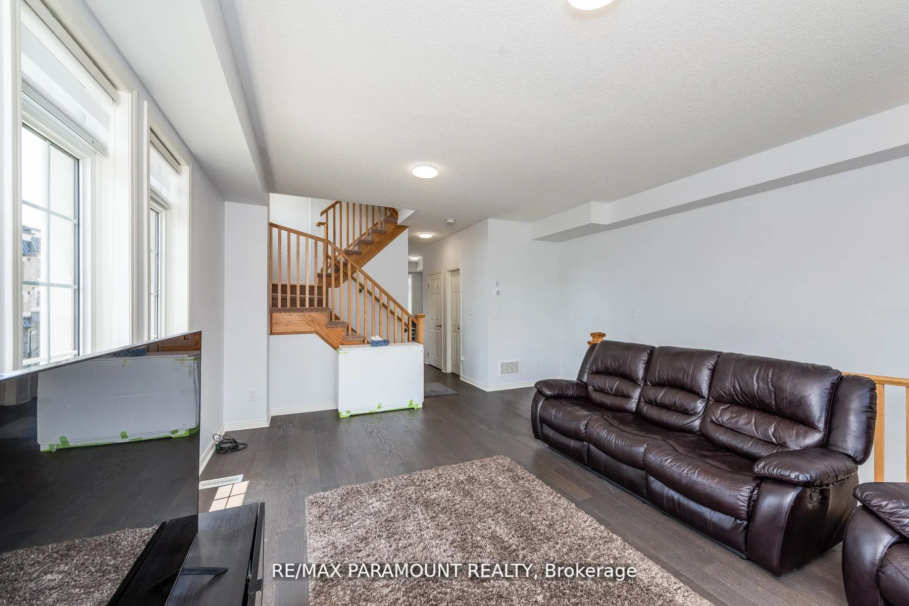 102 Old Harwood Avenue, #102