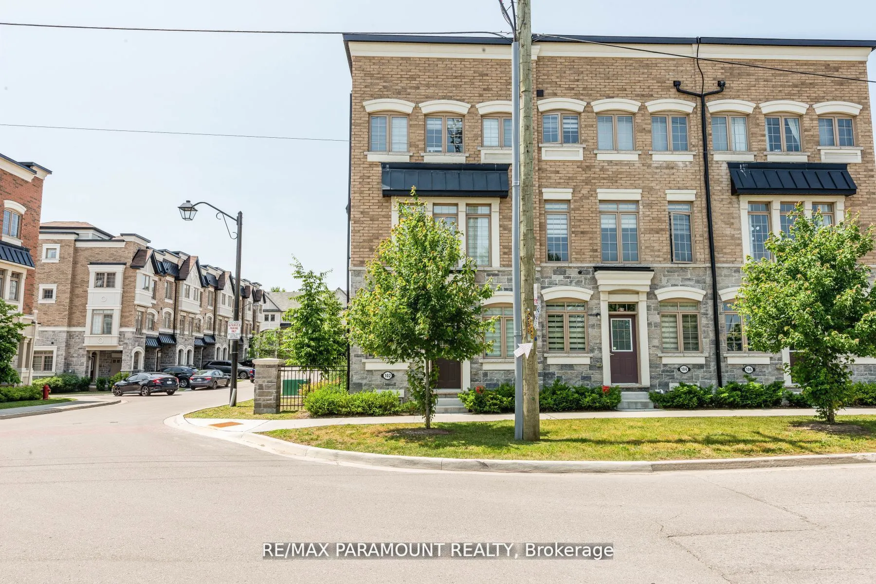 102 Old Harwood Avenue, #102