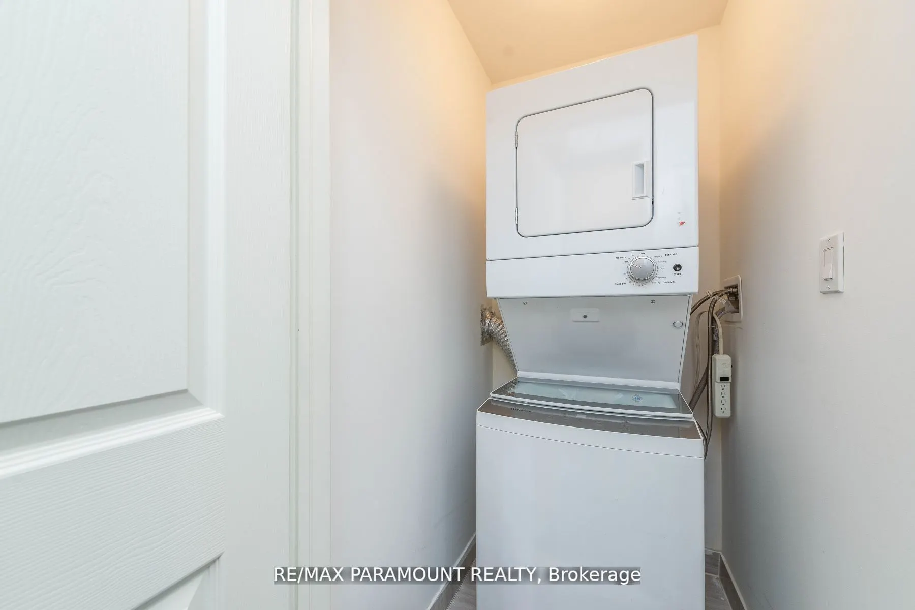 102 Old Harwood Avenue, #102