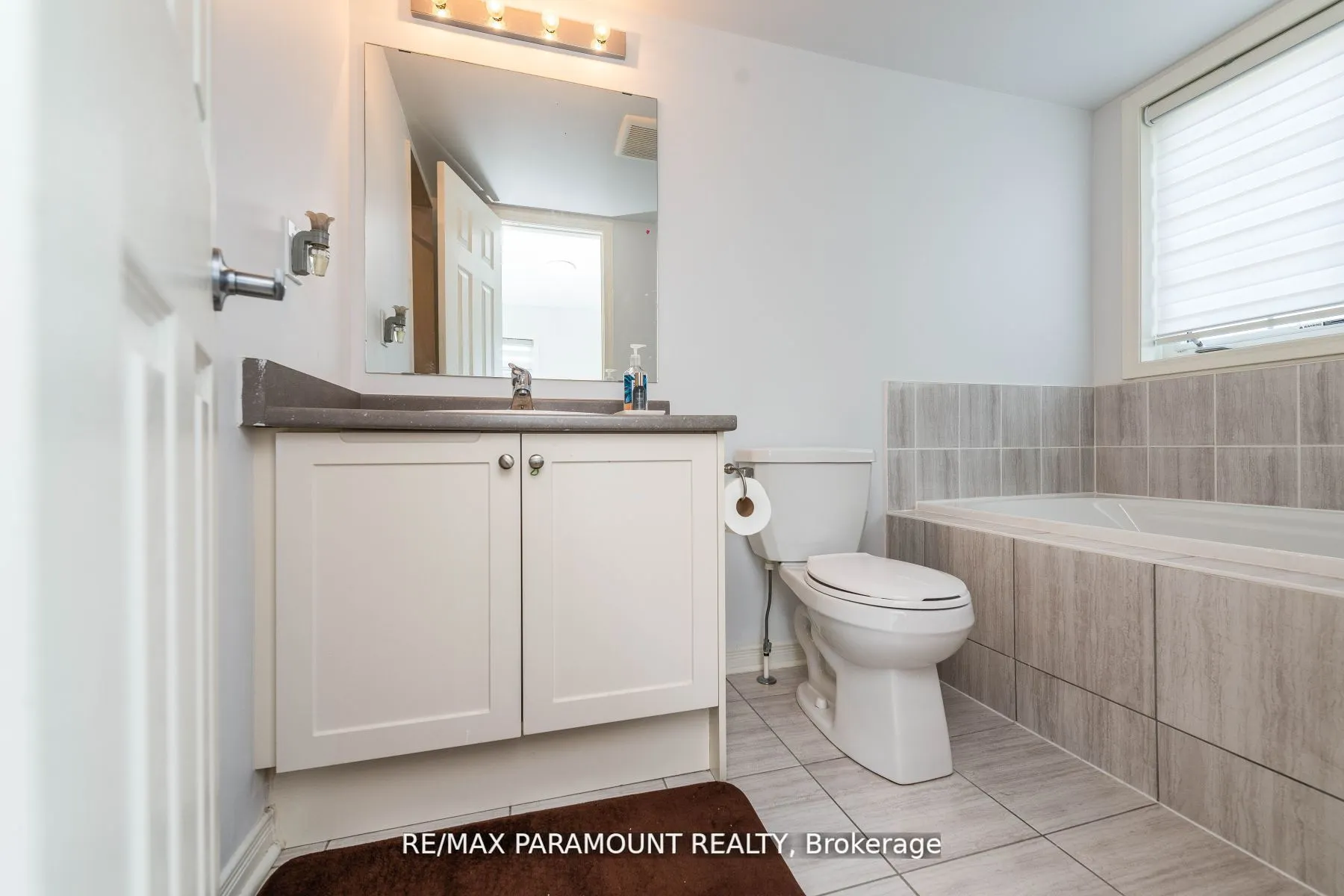 102 Old Harwood Avenue, #102
