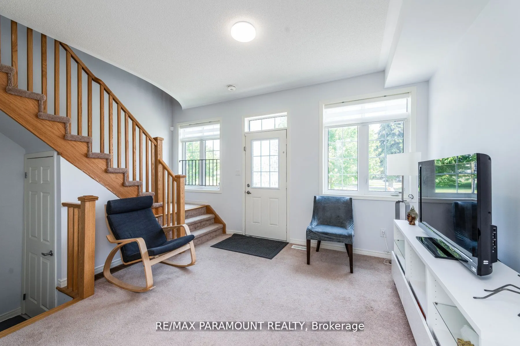 102 Old Harwood Avenue, #102