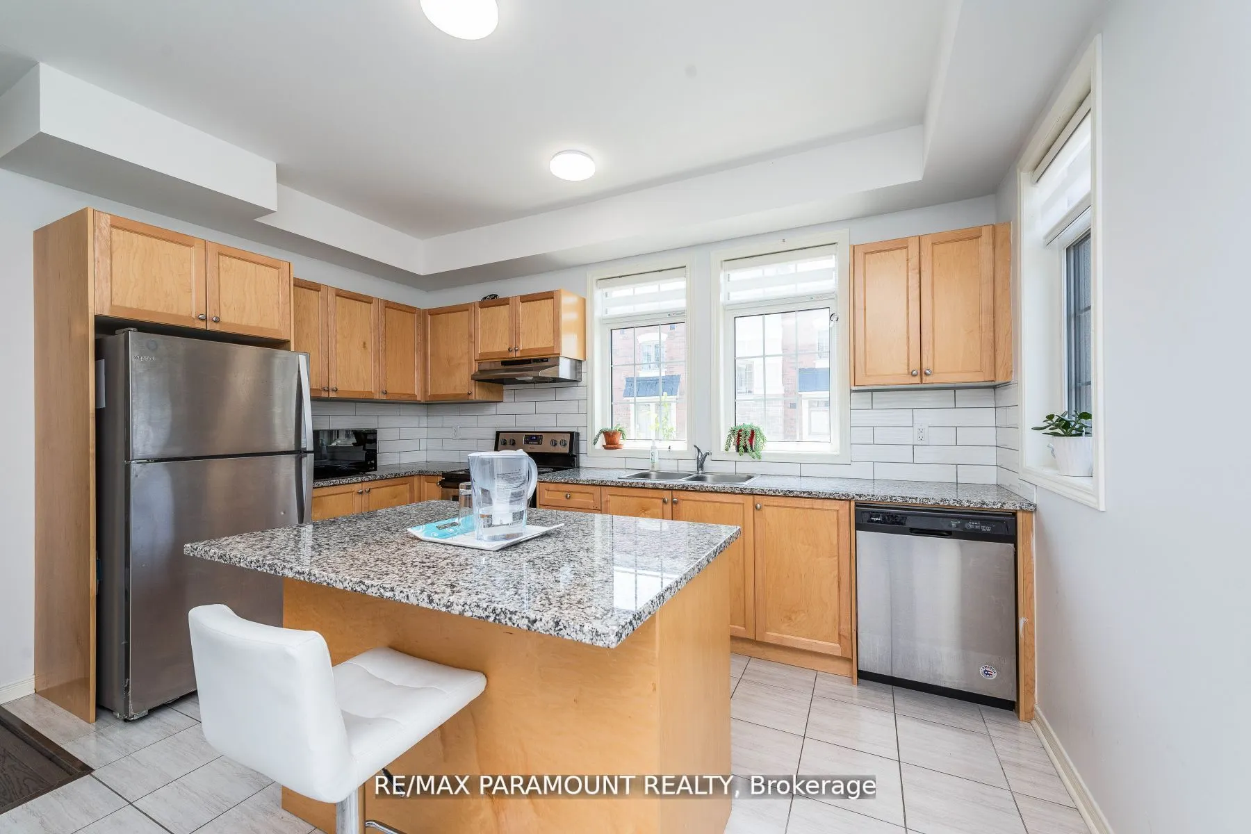102 Old Harwood Avenue, #102