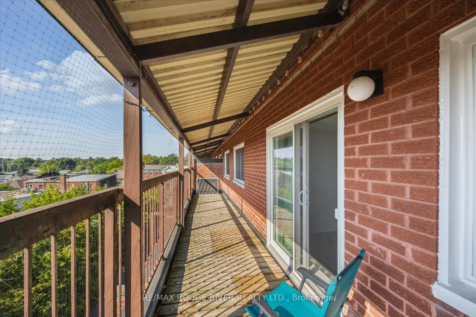 144 Queen Street, #601