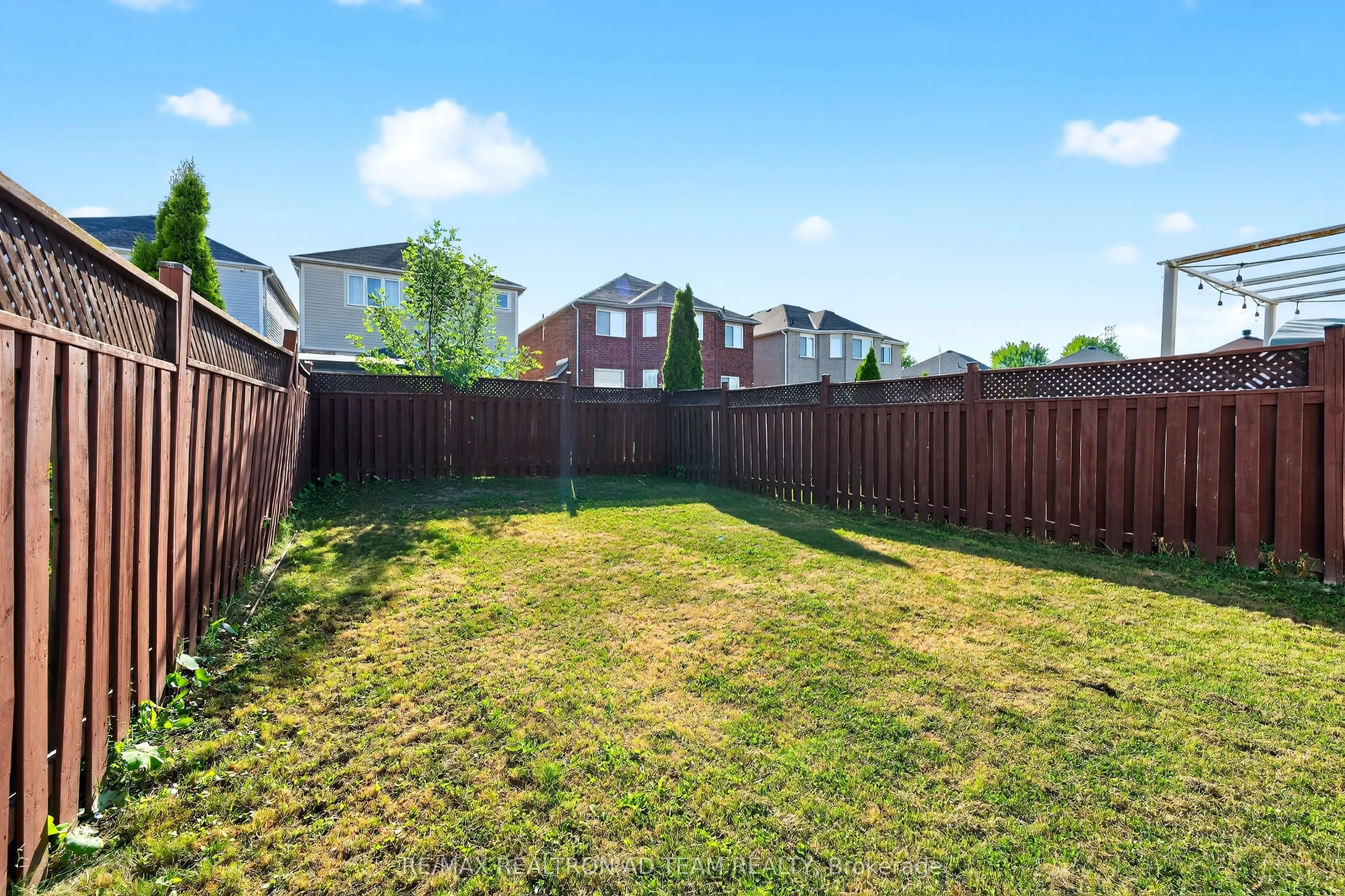 34 Unsworth Crescent