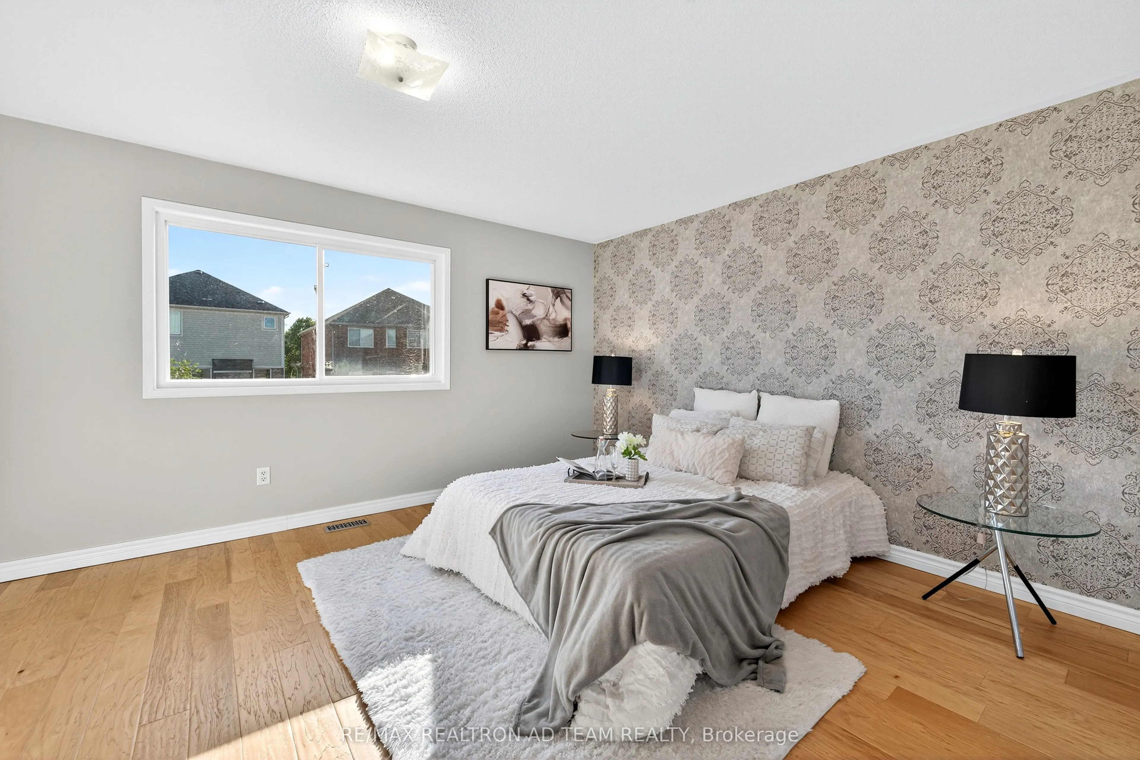 34 Unsworth Crescent