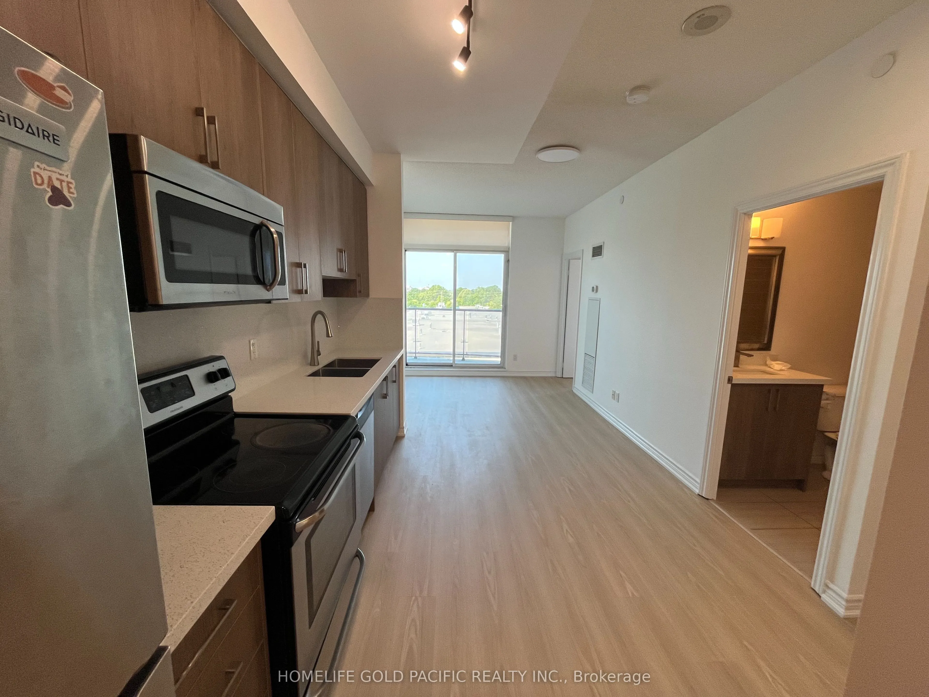 1328 Birchmount Road, #604