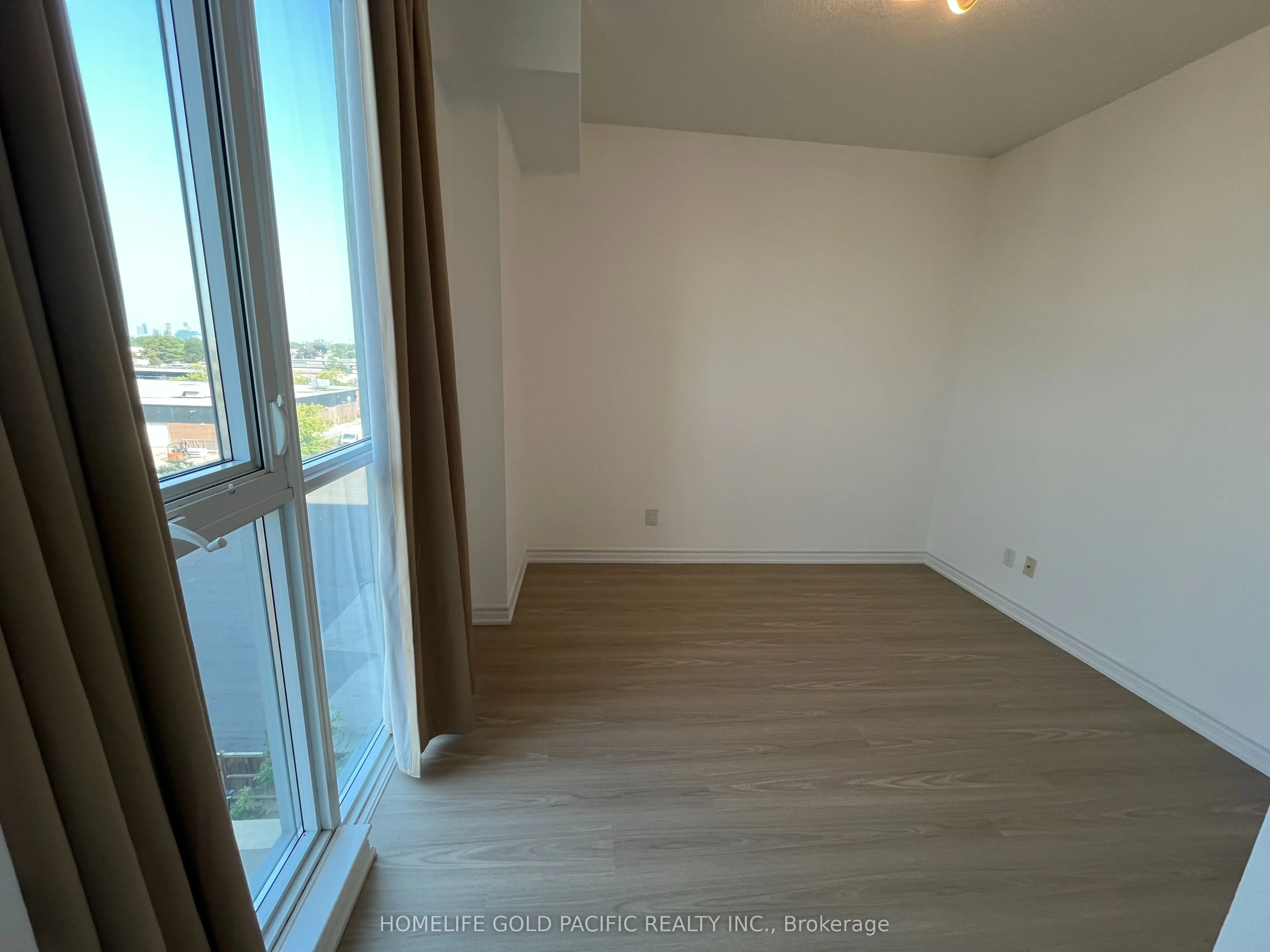 1328 Birchmount Road, #604