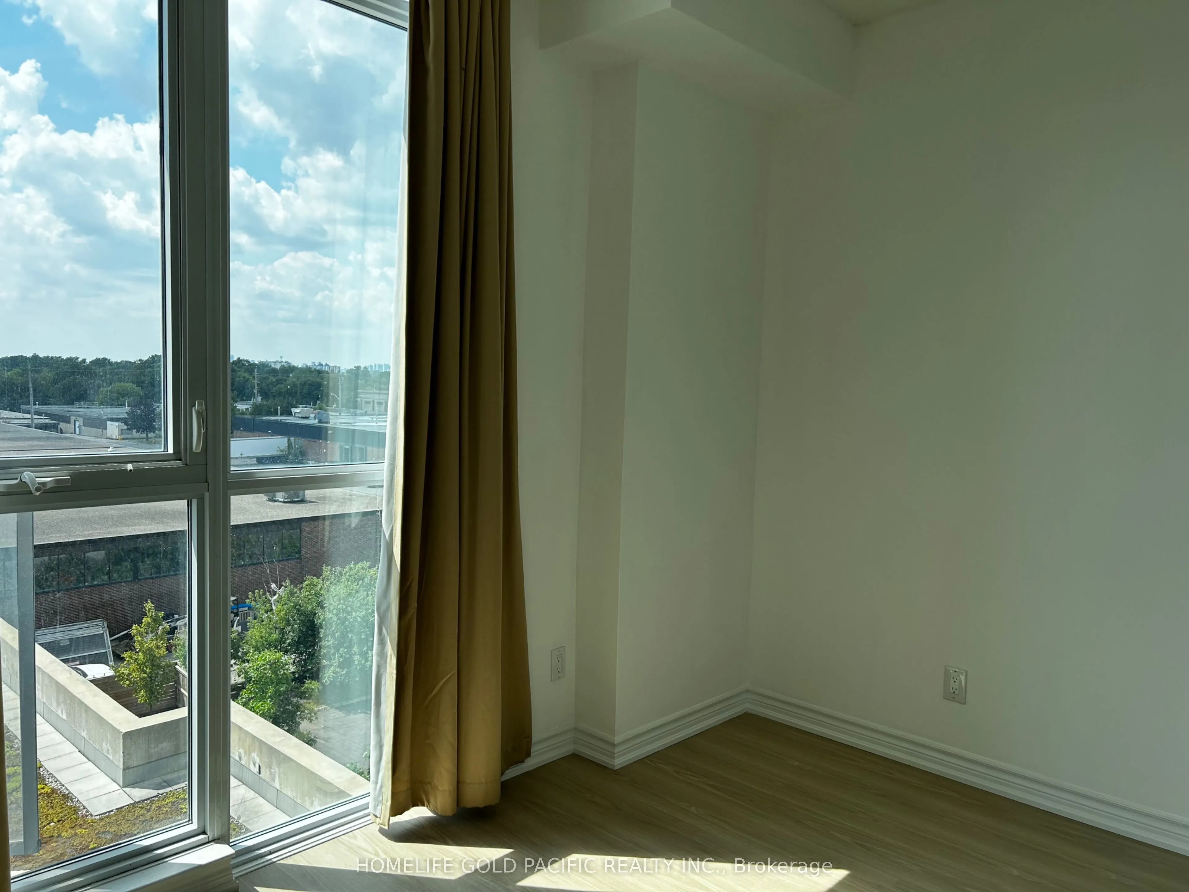 1328 Birchmount Road, #604