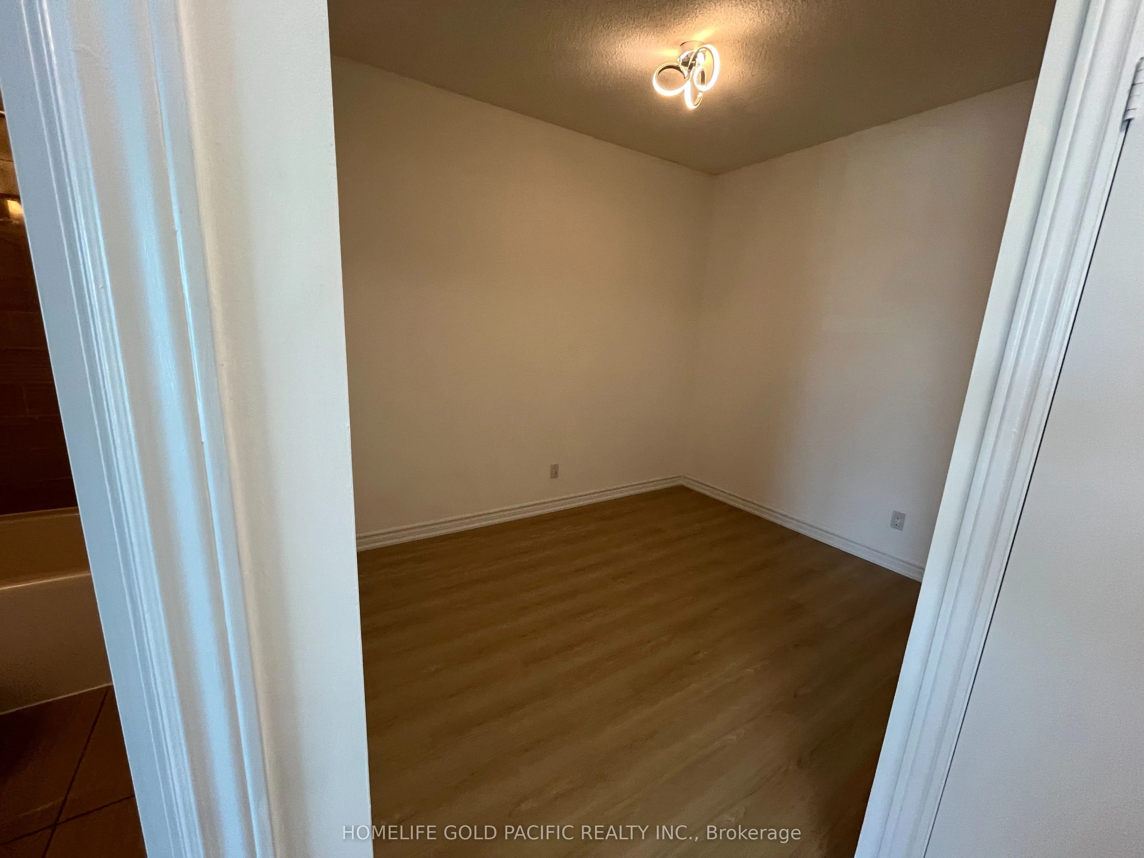 1328 Birchmount Road, #604