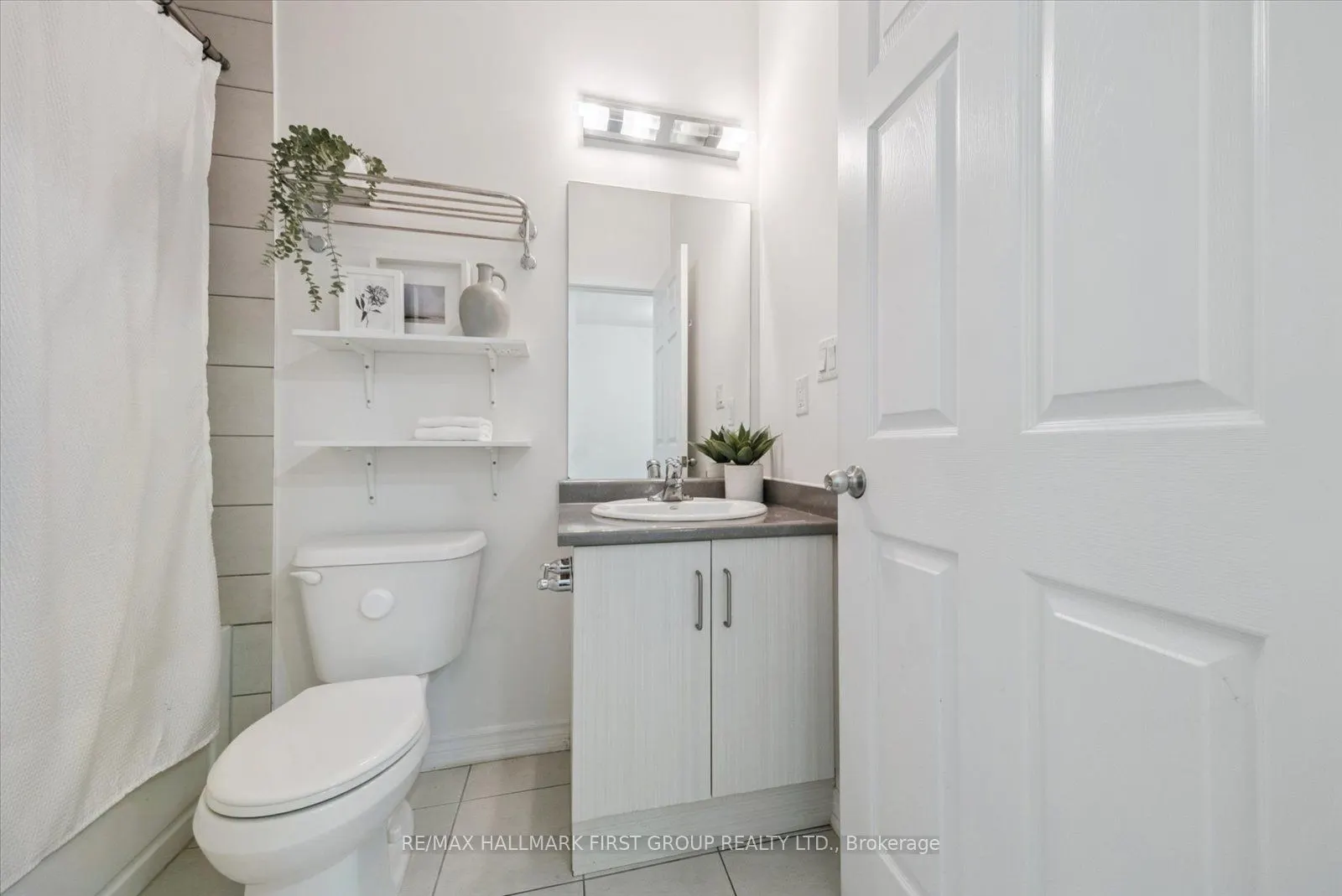 1060 St. Hilda's Way, #5