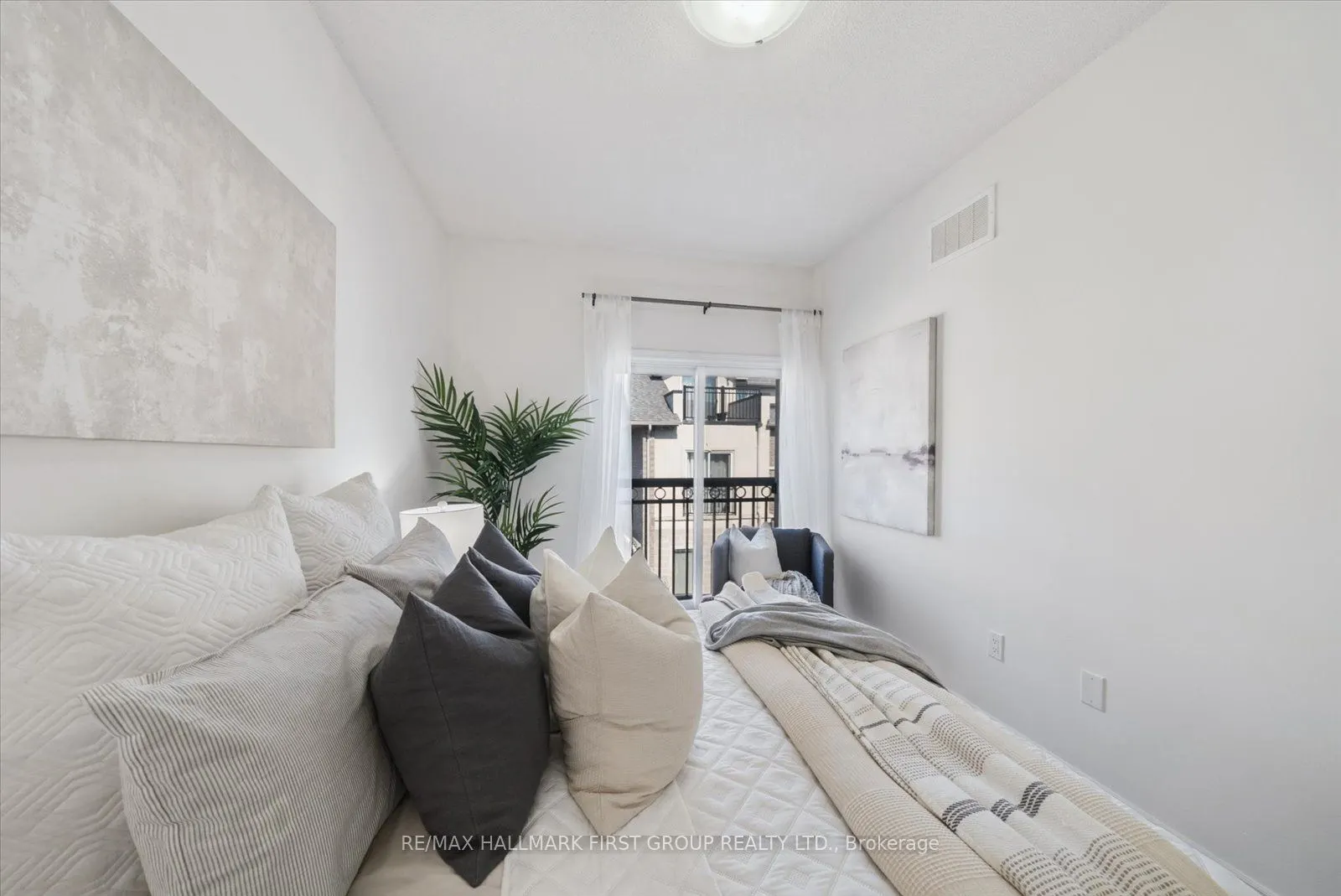 1060 St. Hilda's Way, #5