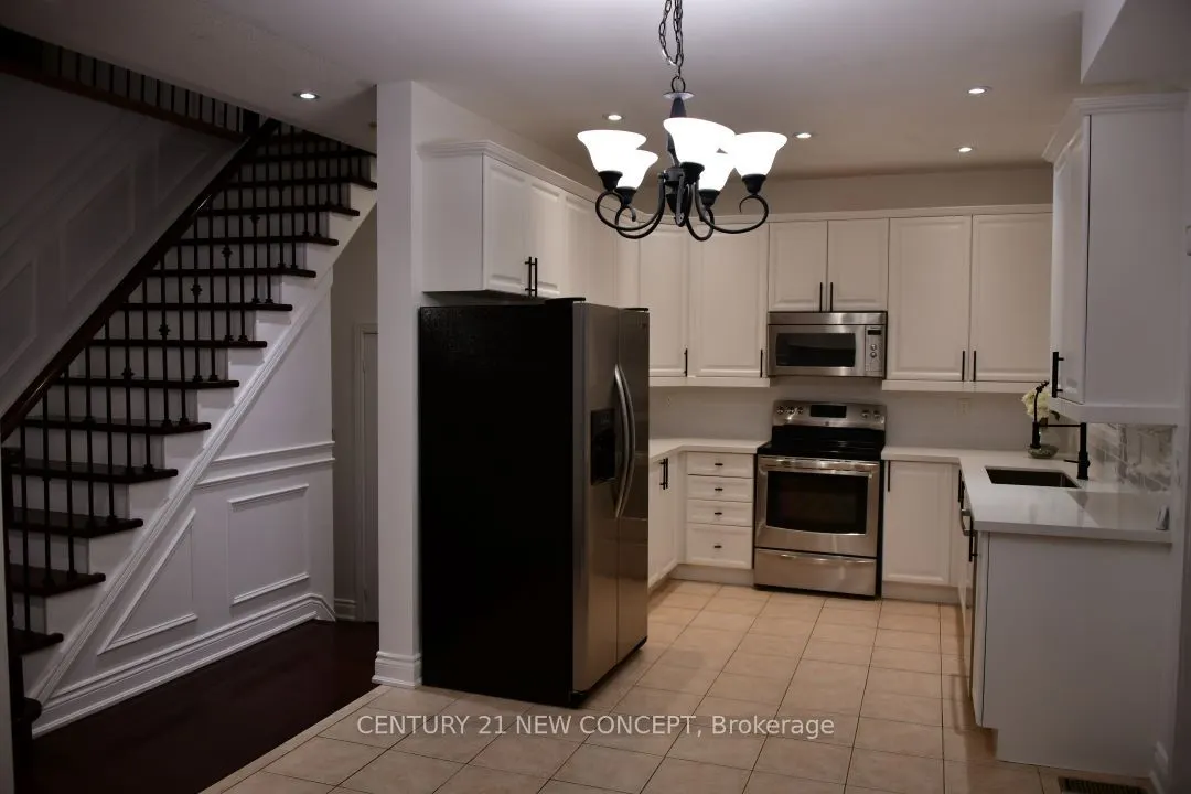 38 Ryder Crescent