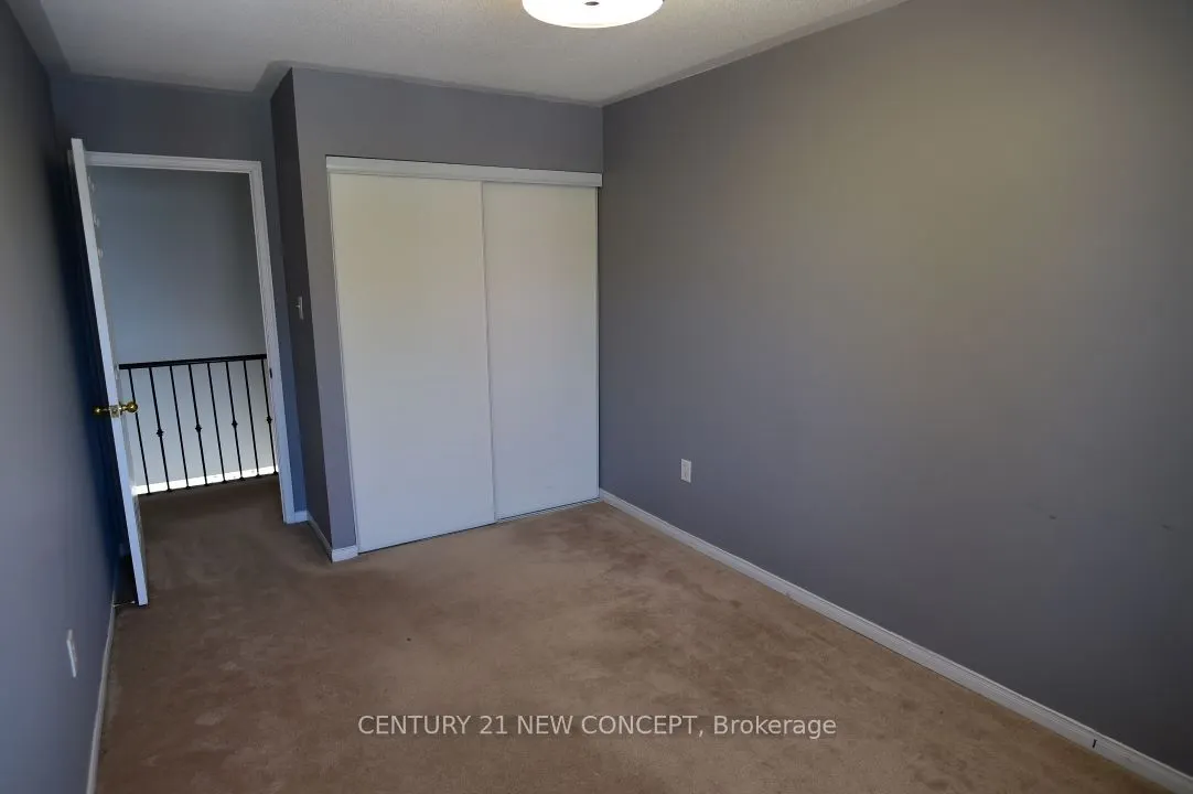38 Ryder Crescent