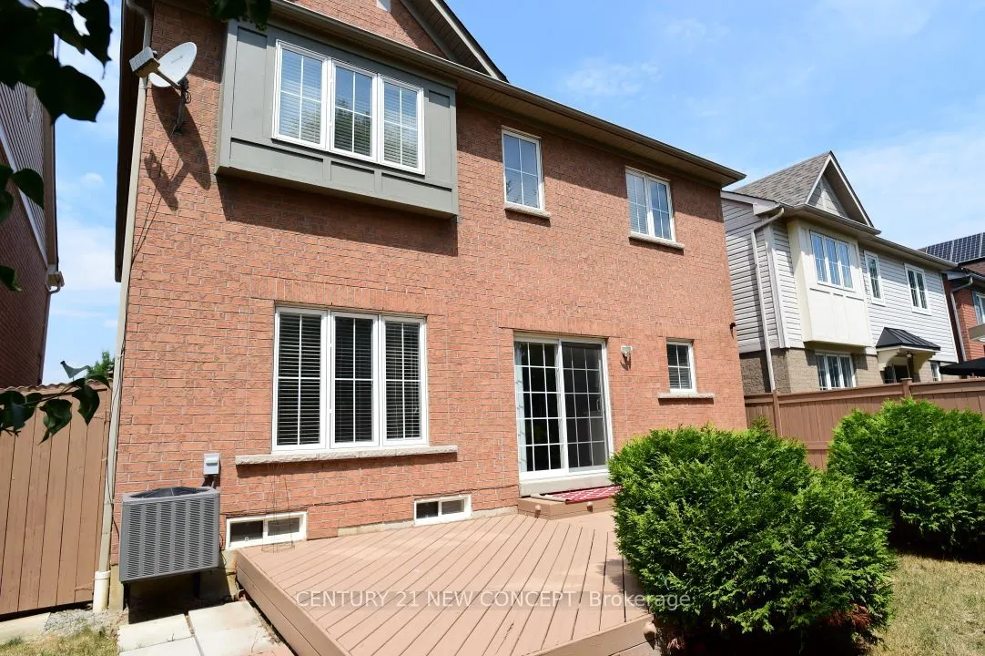 38 Ryder Crescent