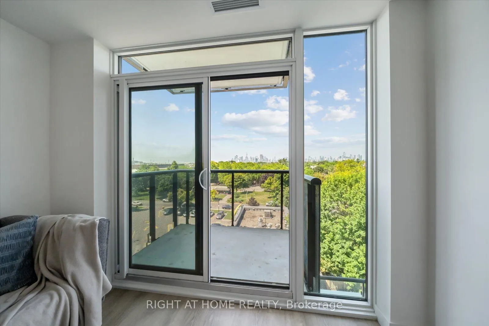 1050 Eastern Avenue, #613