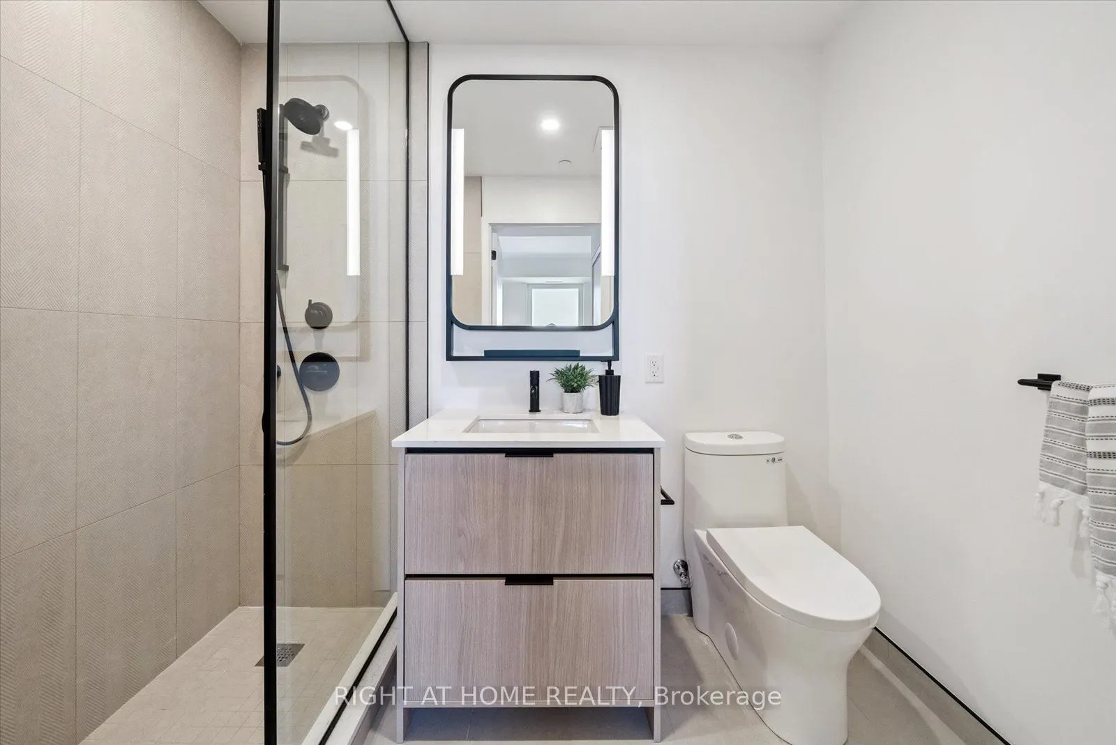 1050 Eastern Avenue, #613