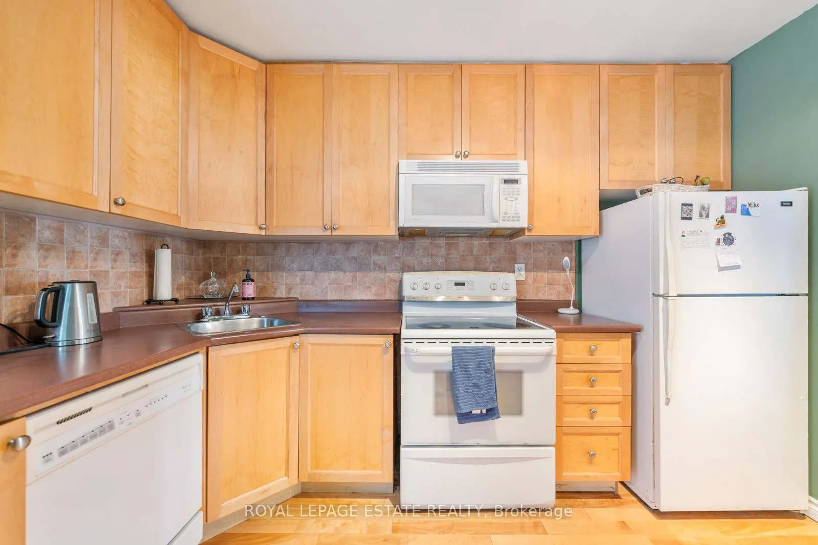 28 Westbourne Avenue