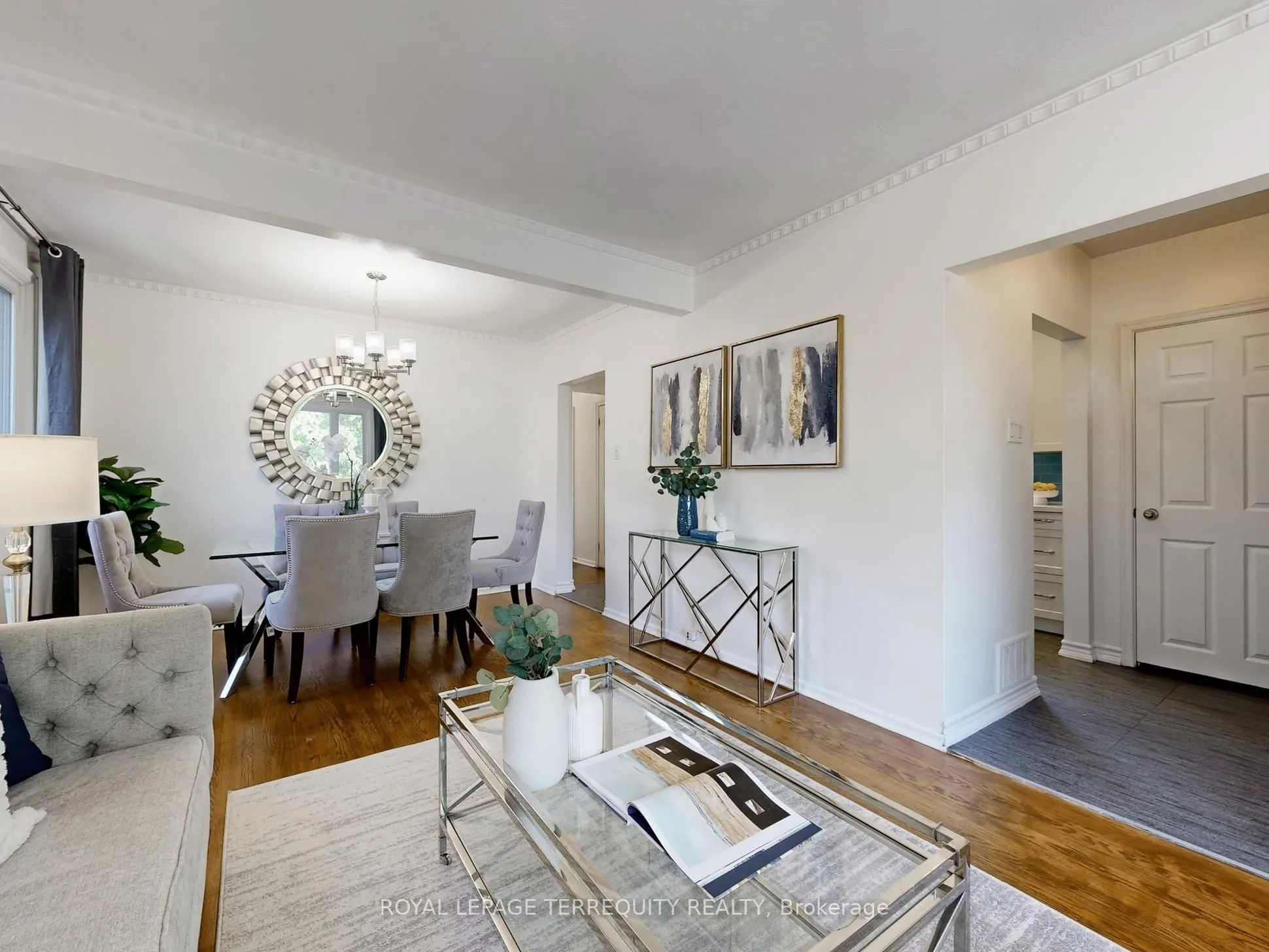 33 Mendip Crescent, #Main
