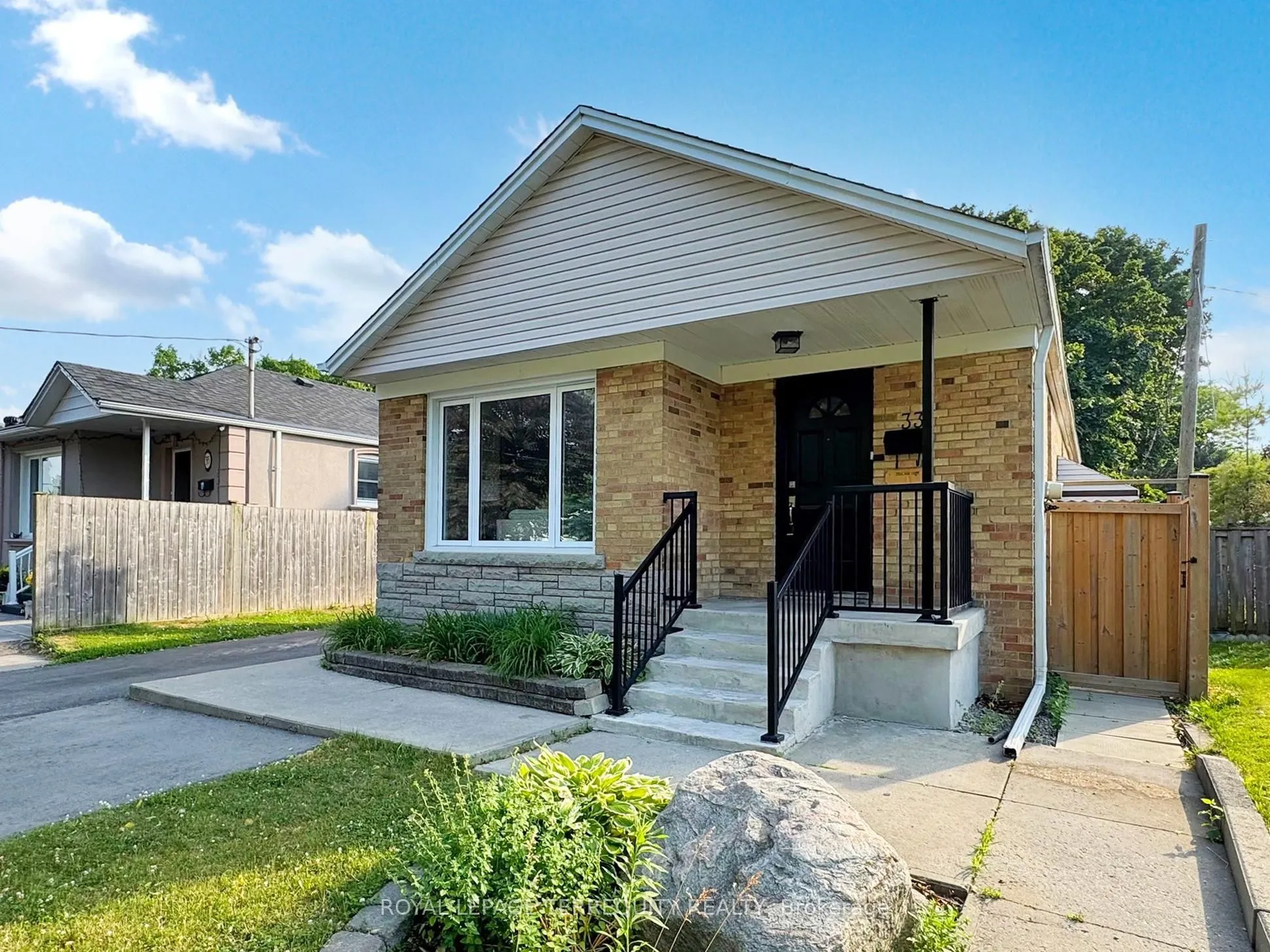 33 Mendip Crescent, #Main