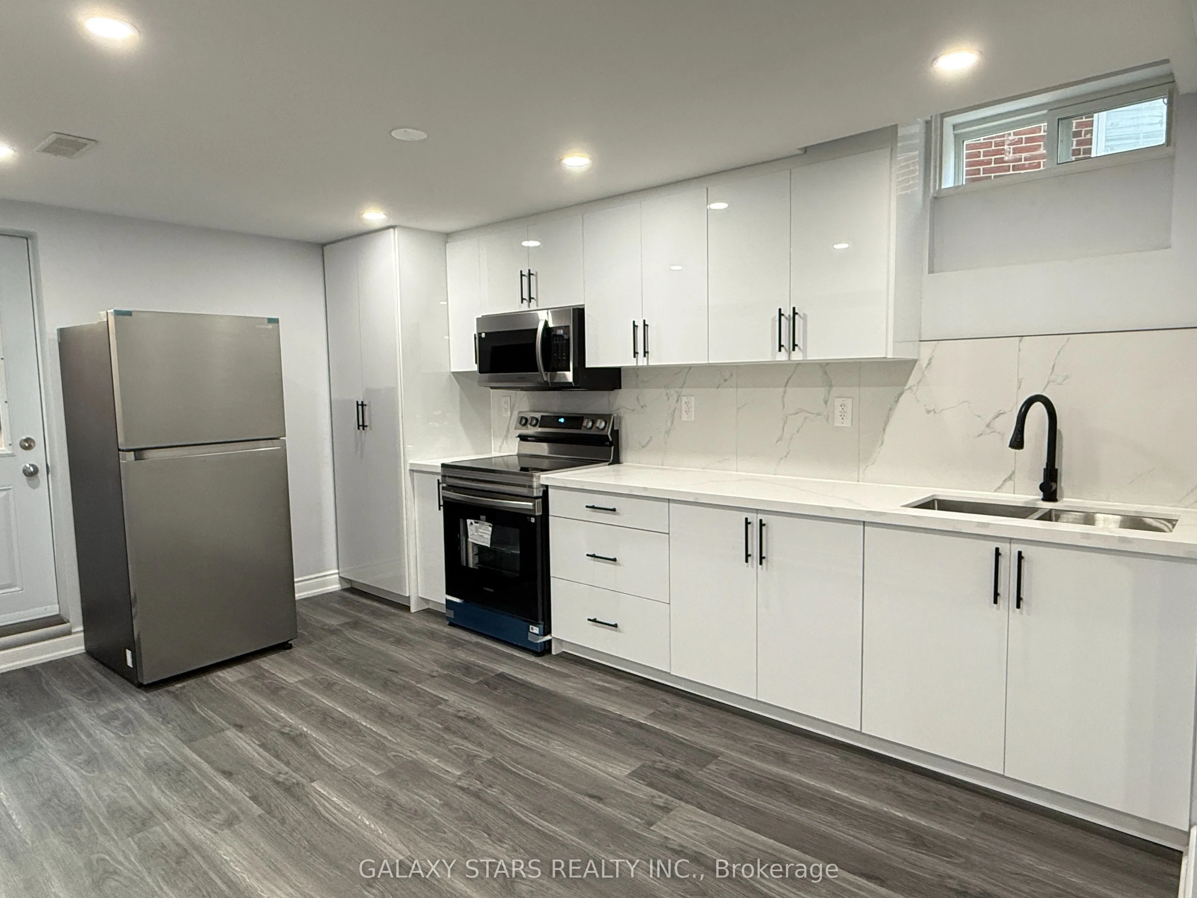 255 Wright Crescent, #BSMT
