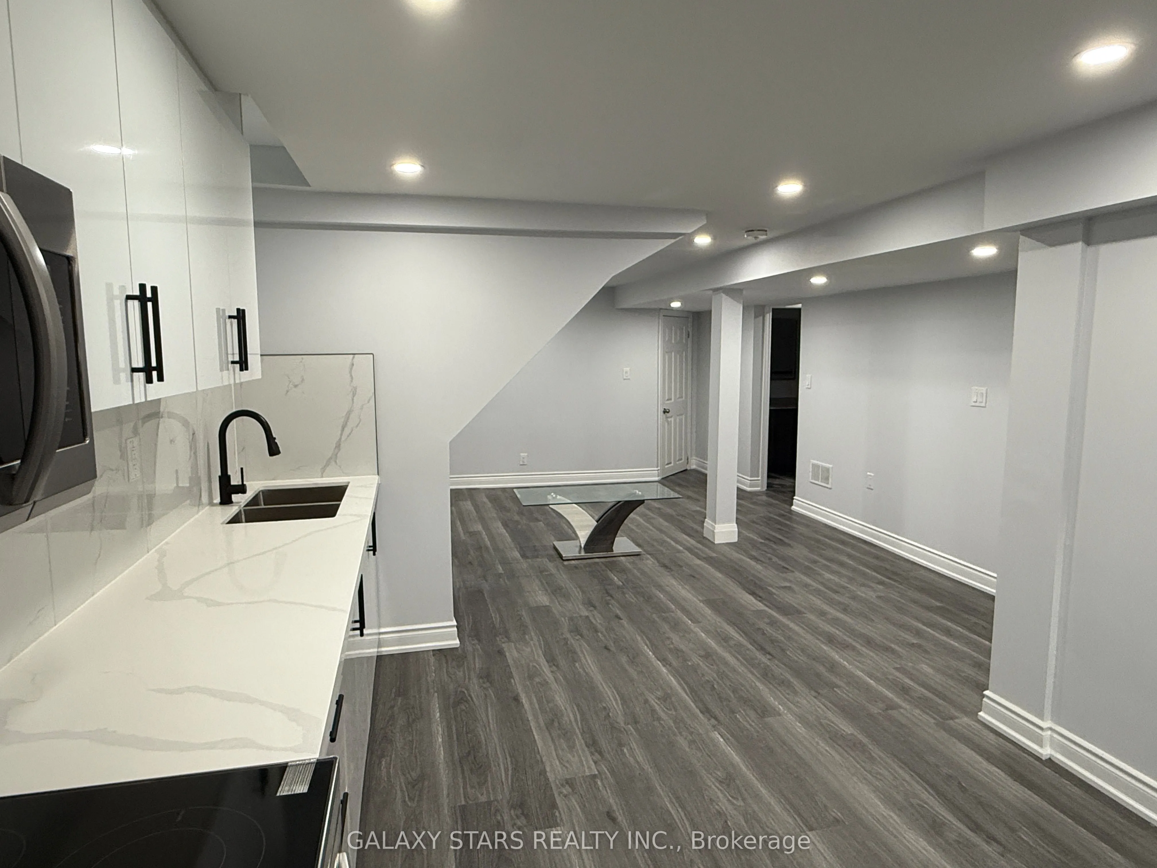 255 Wright Crescent, #BSMT