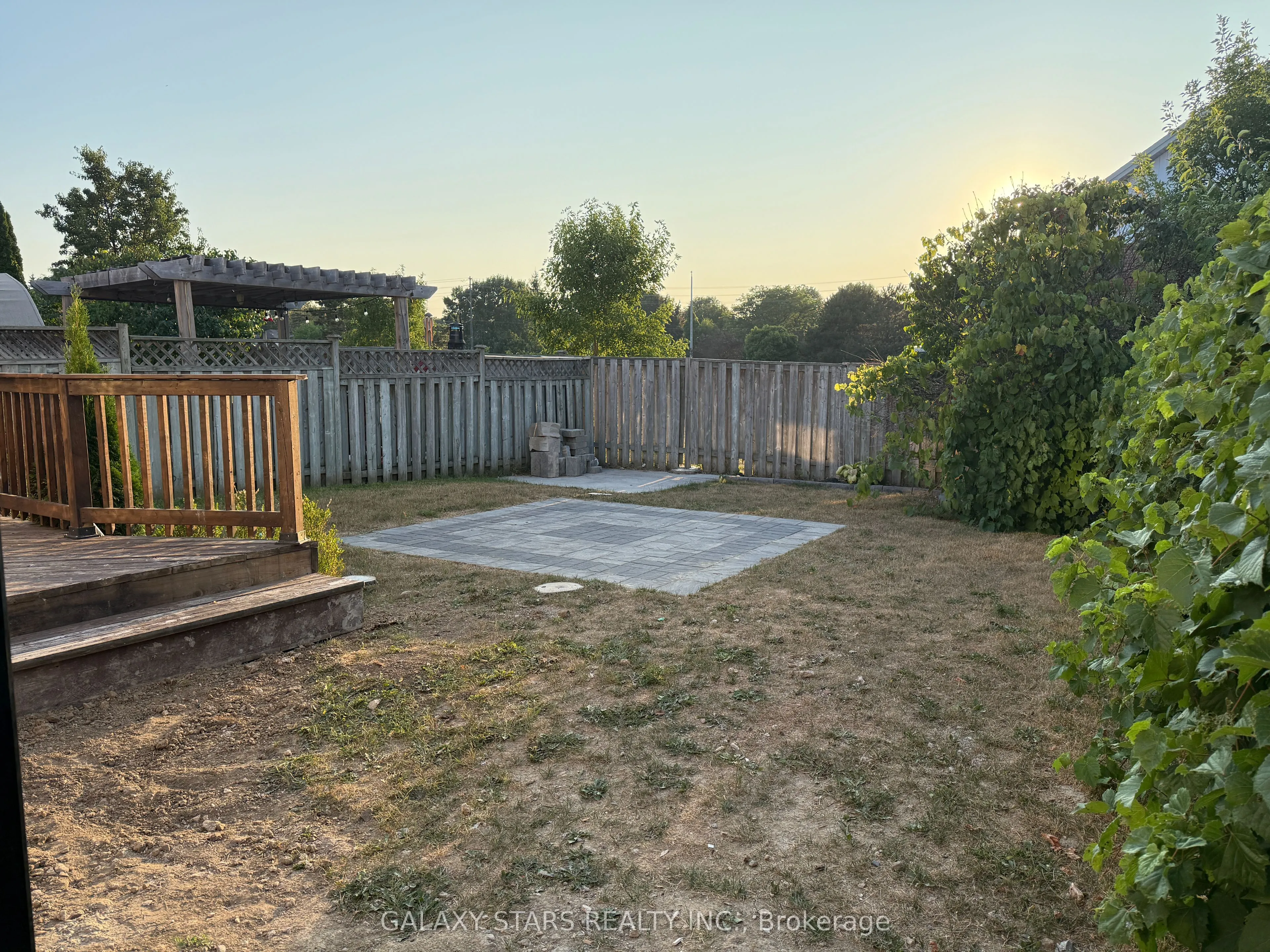 255 Wright Crescent, #BSMT