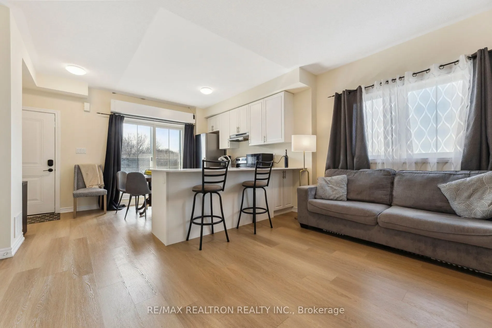 490 Beresford Path, #6