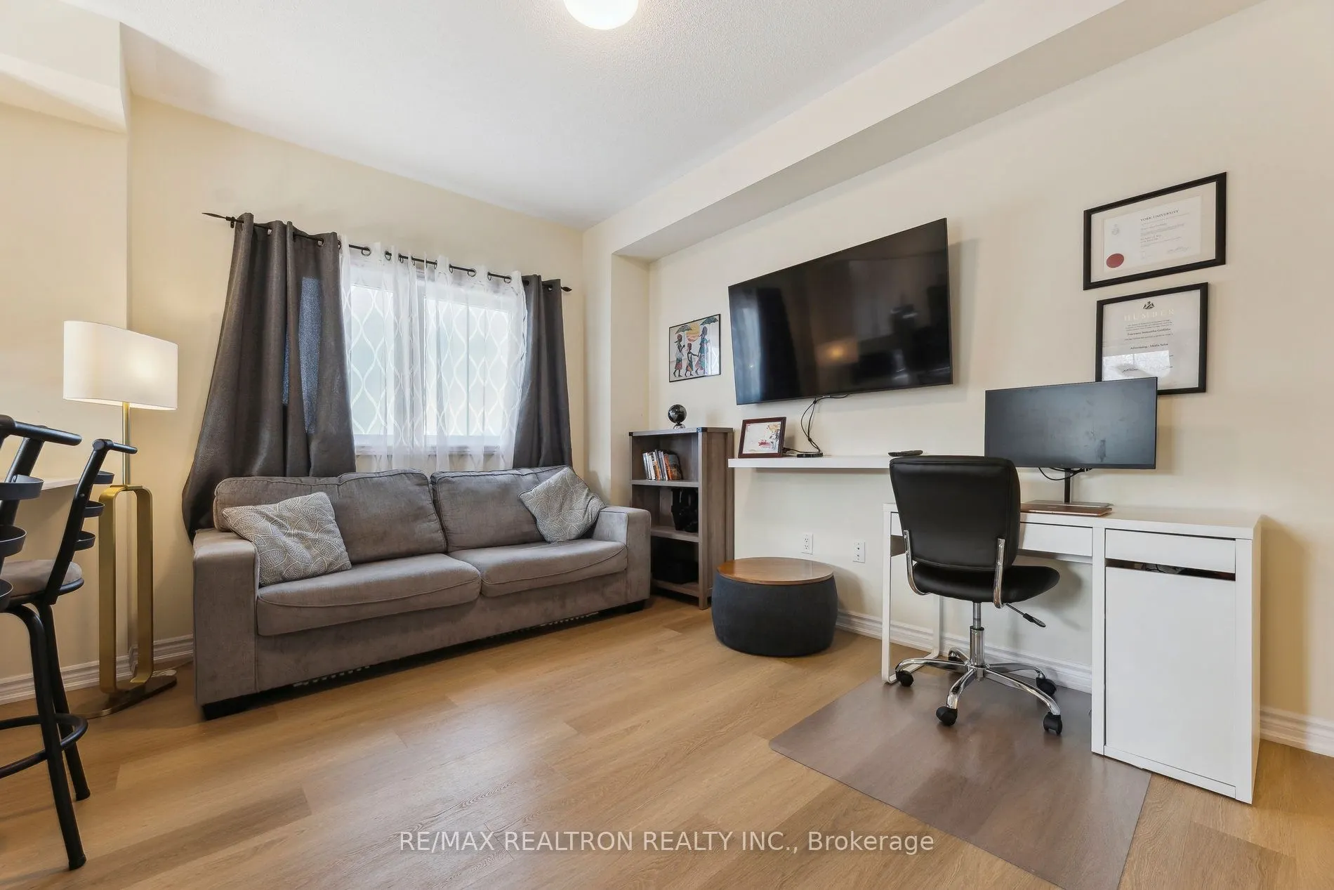 490 Beresford Path, #6